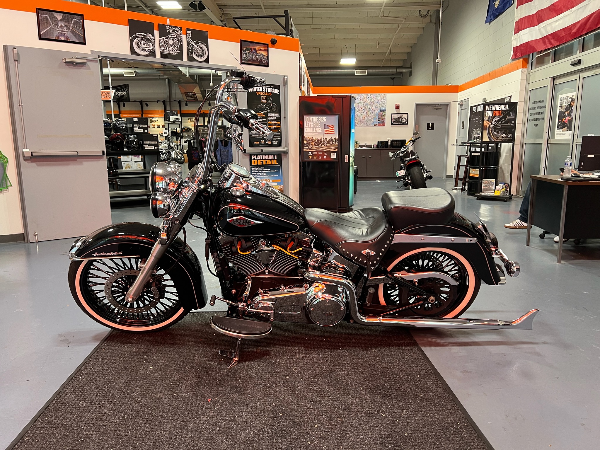 2015 Harley-Davidson Heritage Softail® Classic 5