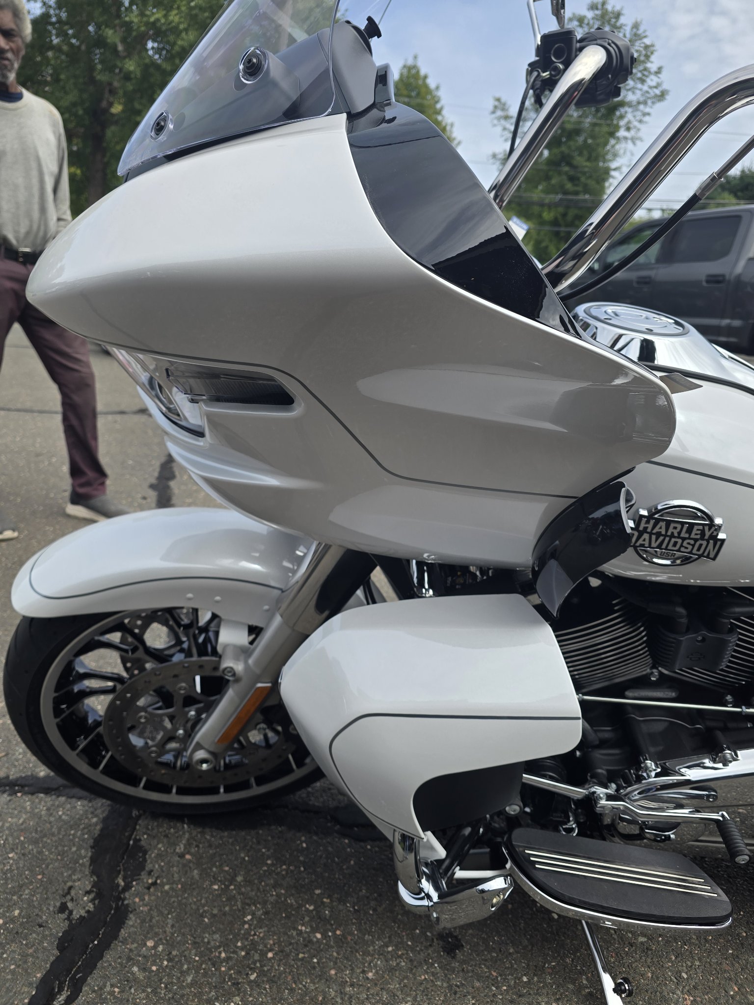 2026 Harley-Davidson Road Glide® Limited 7