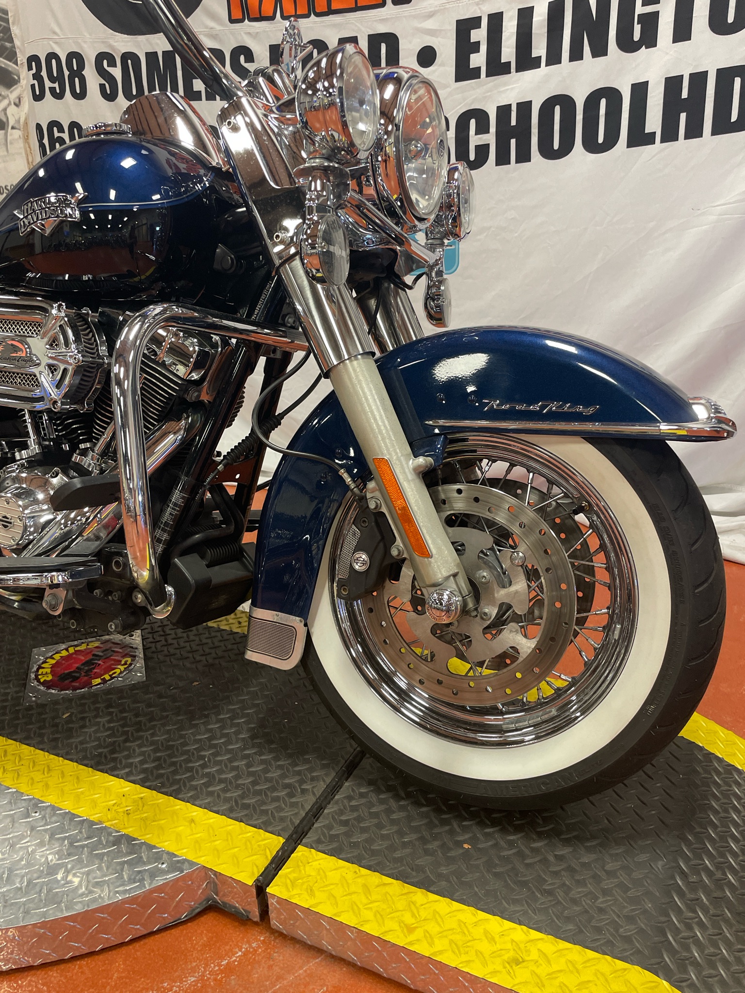 2012 Harley-Davidson Road King® Classic 3