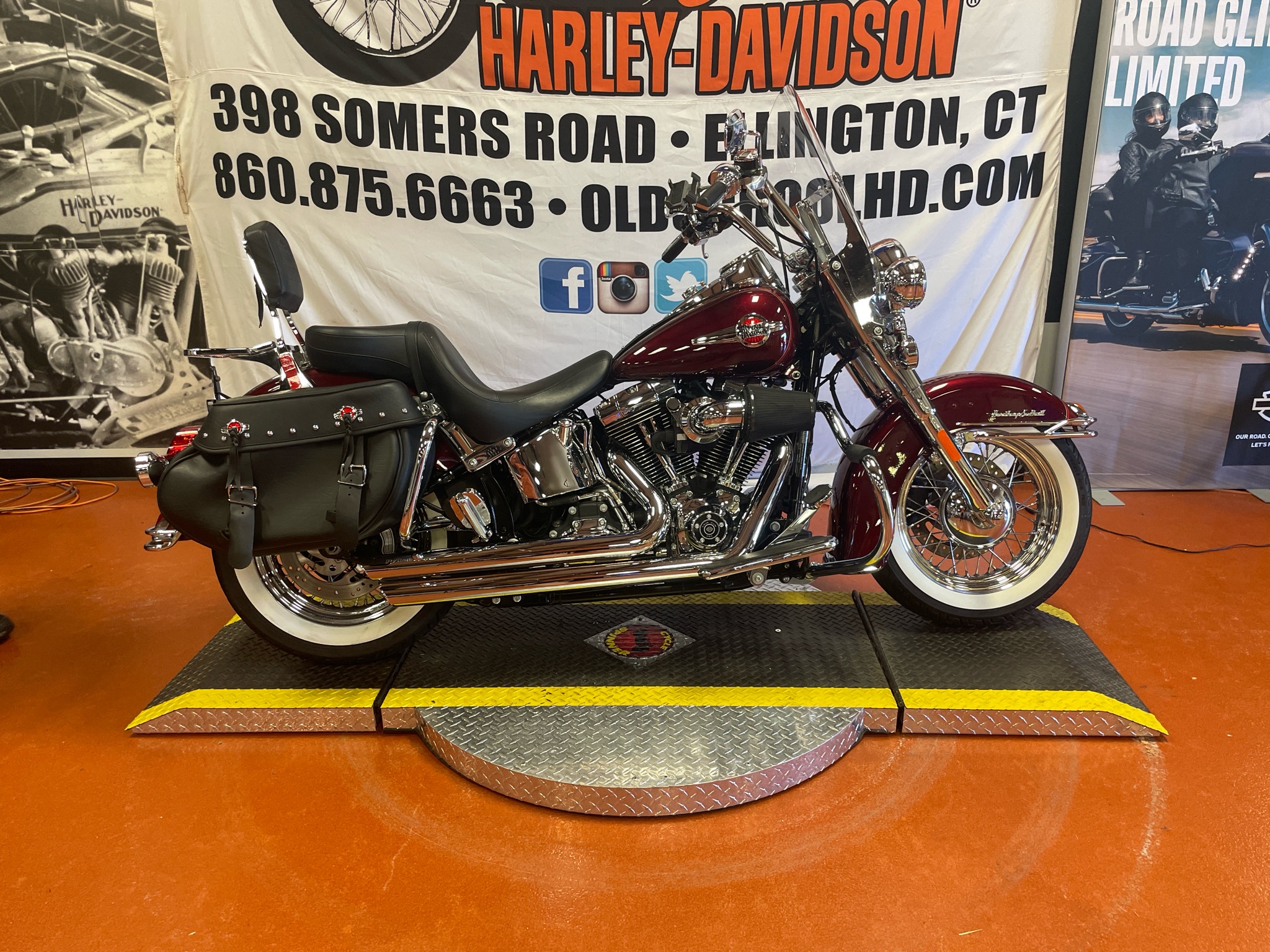 2017 Harley-Davidson Heritage Softail® Classic 1