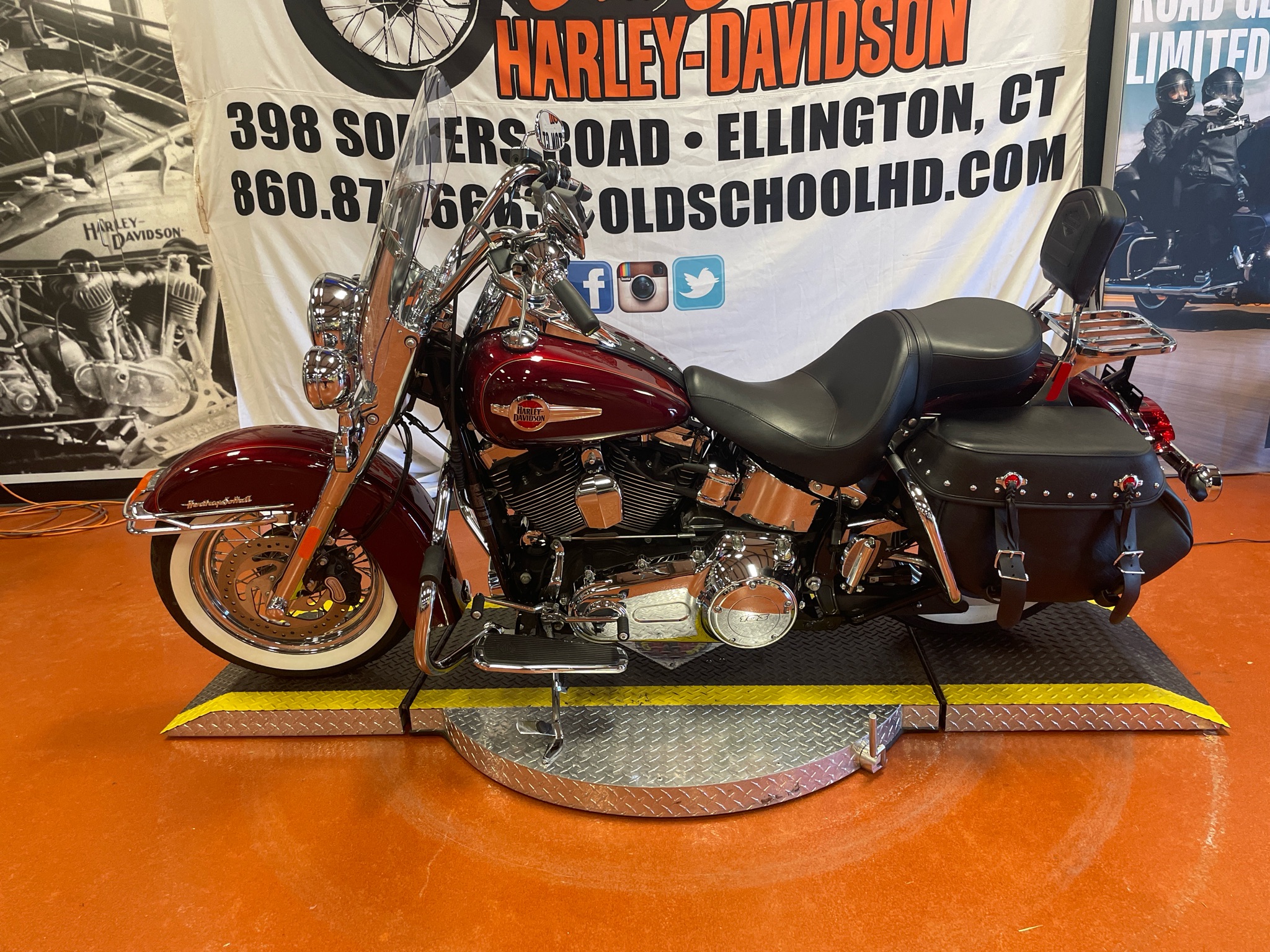 2017 Harley-Davidson Heritage Softail® Classic 4