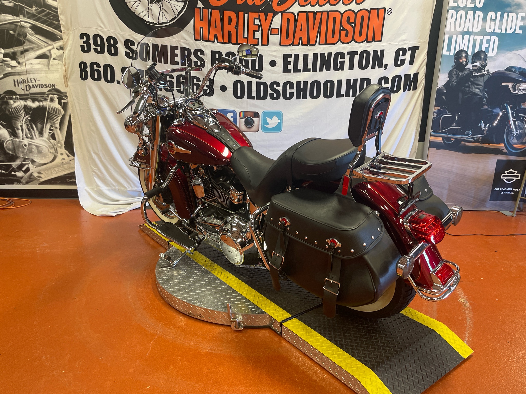 2017 Harley-Davidson Heritage Softail® Classic 5