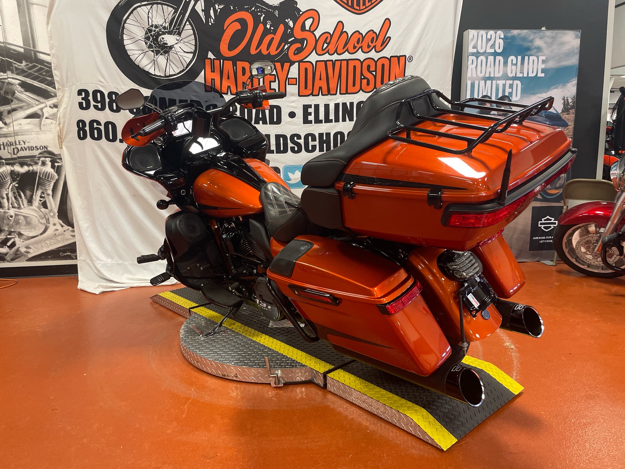 2020 Harley-Davidson Road Glide® Limited 6