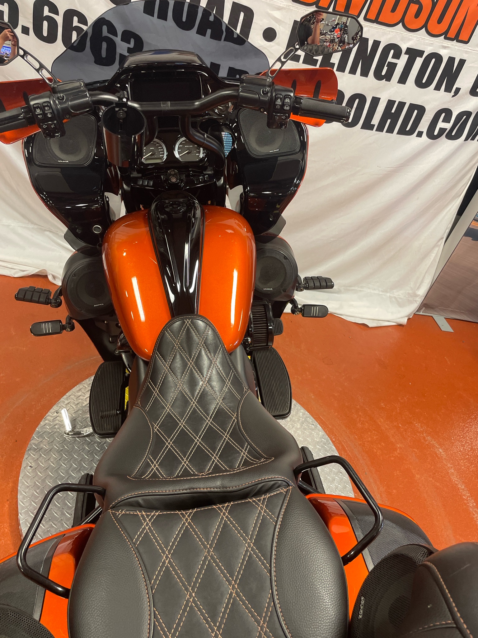 2020 Harley-Davidson Road Glide® Limited 8