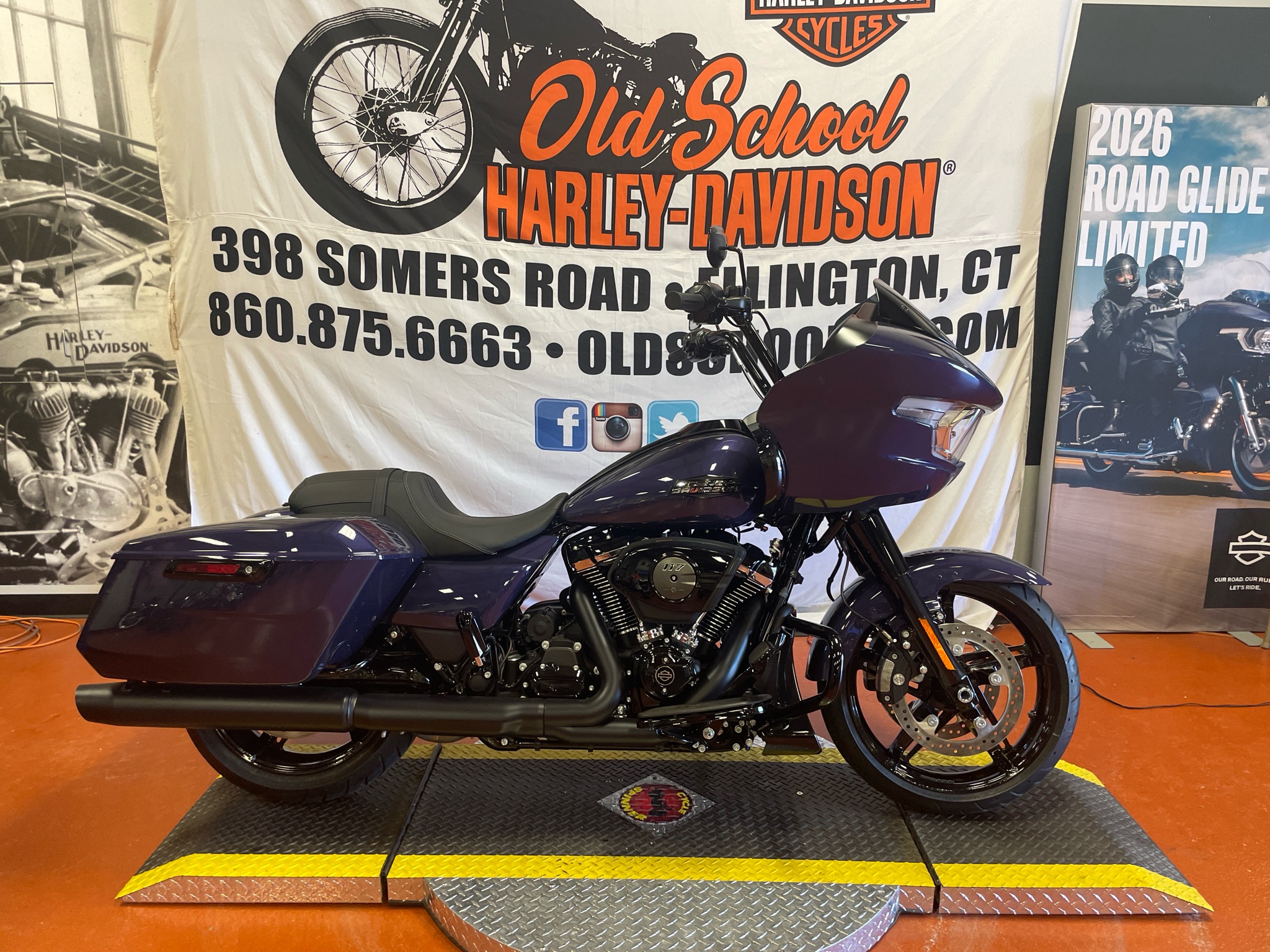 2026 Harley-Davidson Road Glide® 1