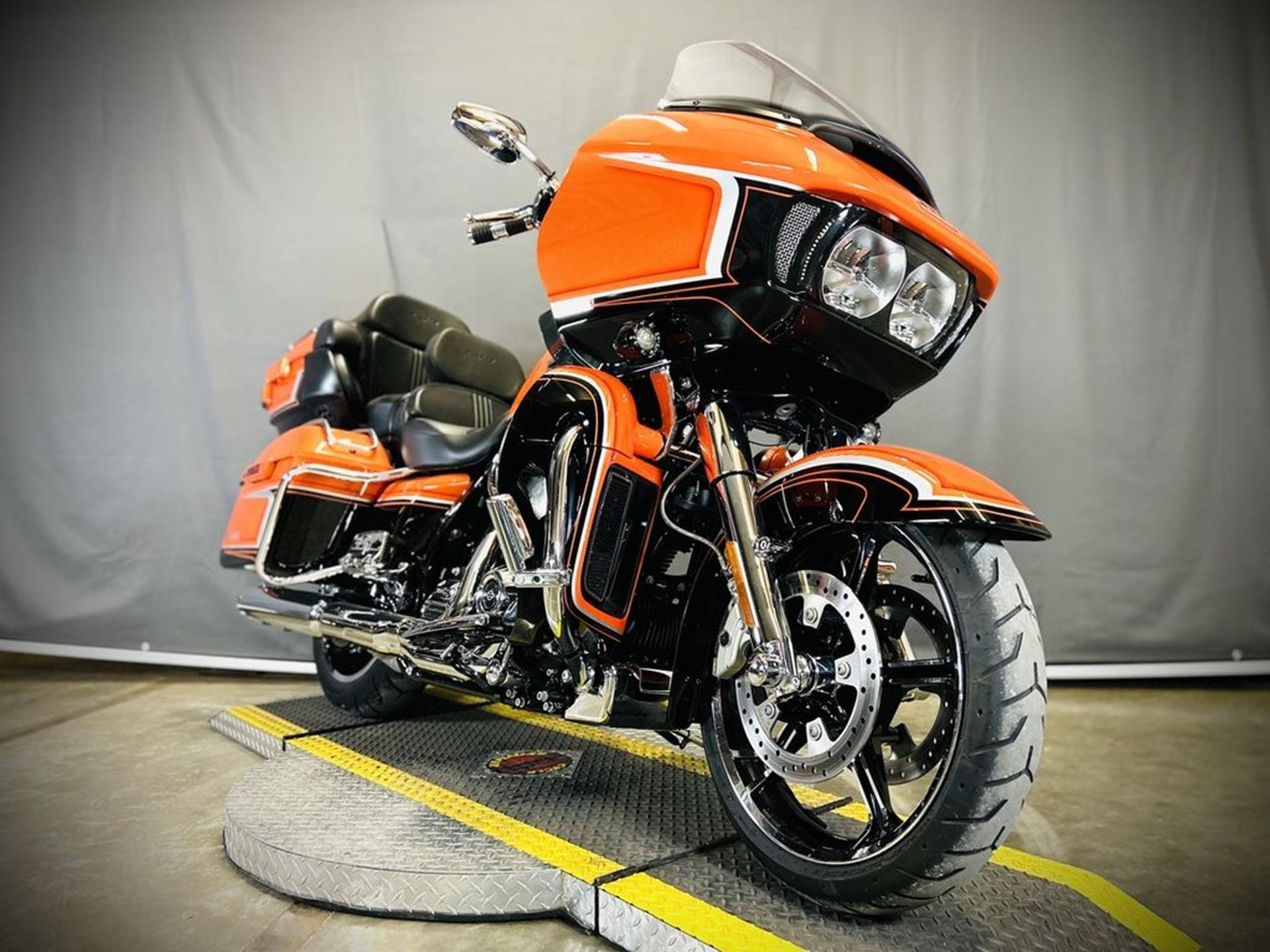 2022 Harley-Davidson CVO Road Glide® Limited for sale 1014936