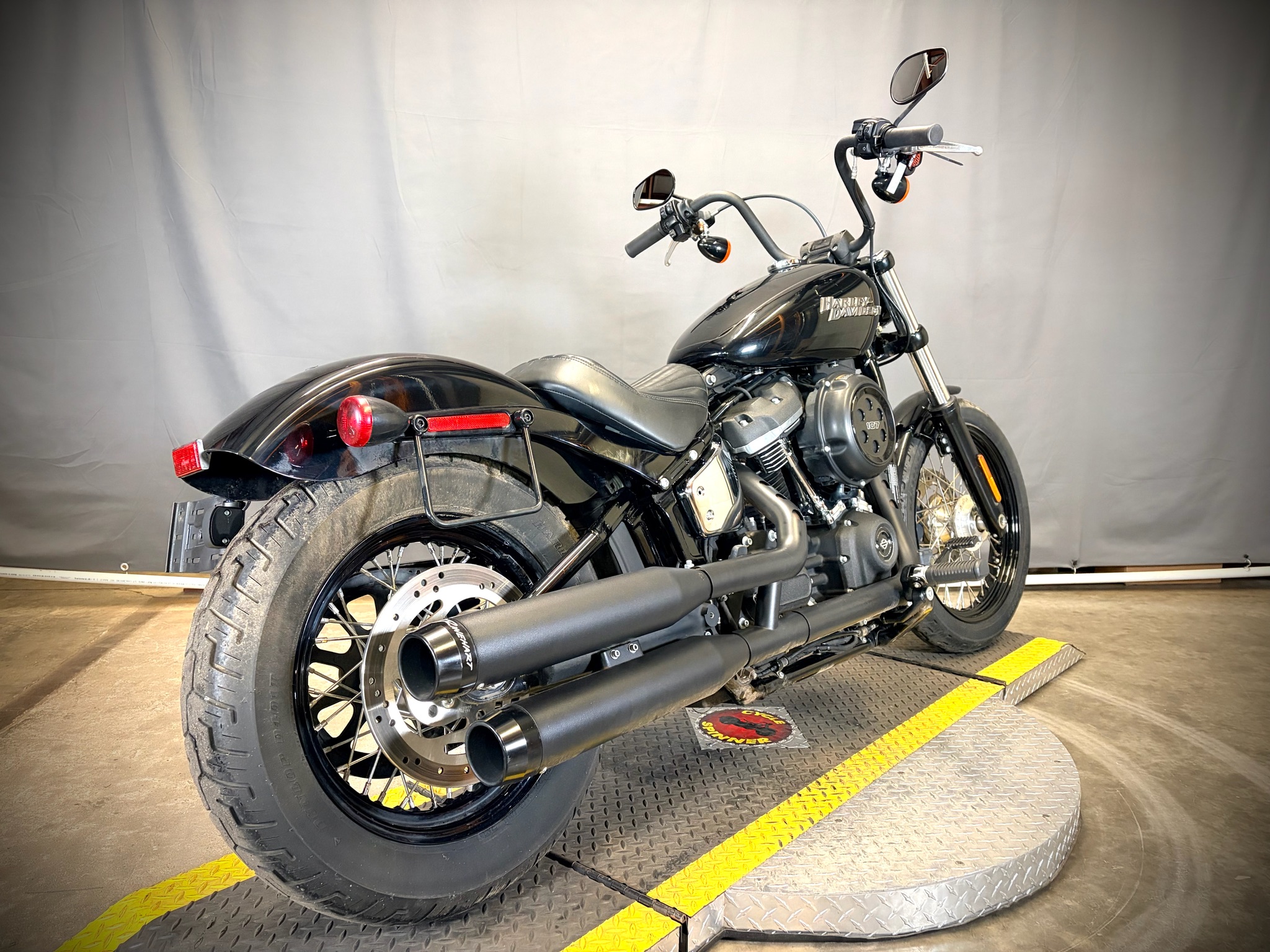 2020 Harley-Davidson Street Bob® 3
