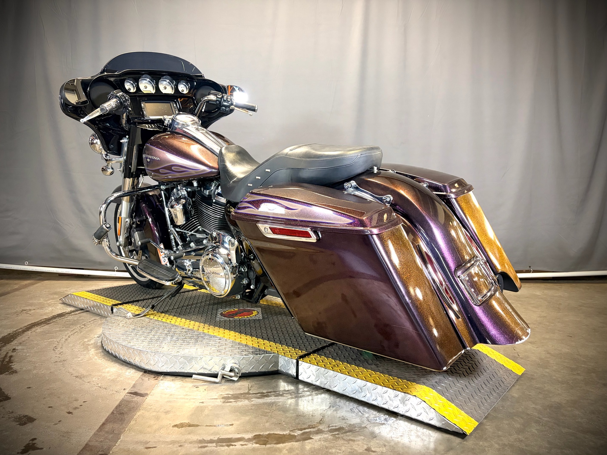 2017 Harley-Davidson Street Glide® Special 4
