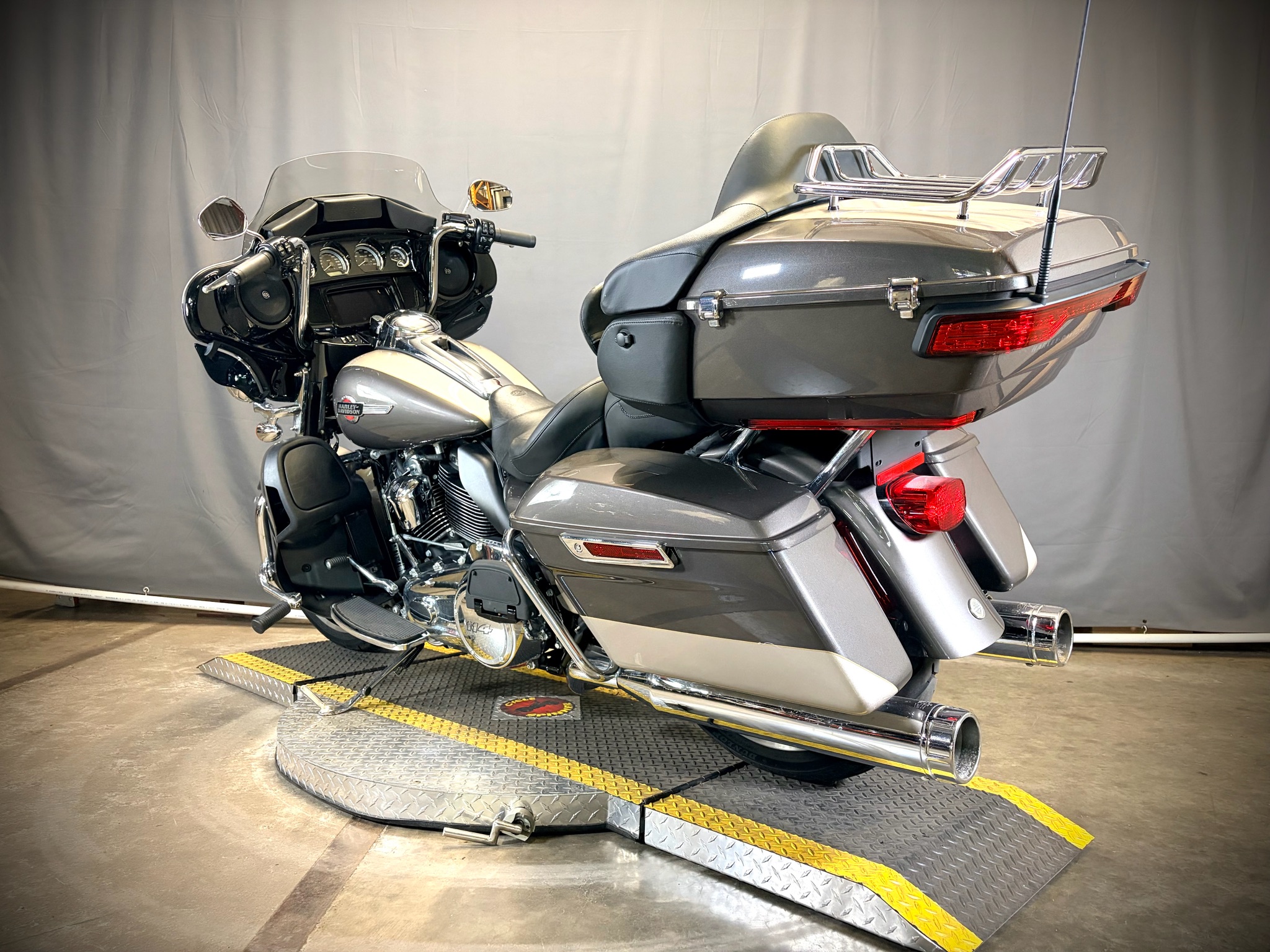 2023 Harley-Davidson Ultra Limited 4