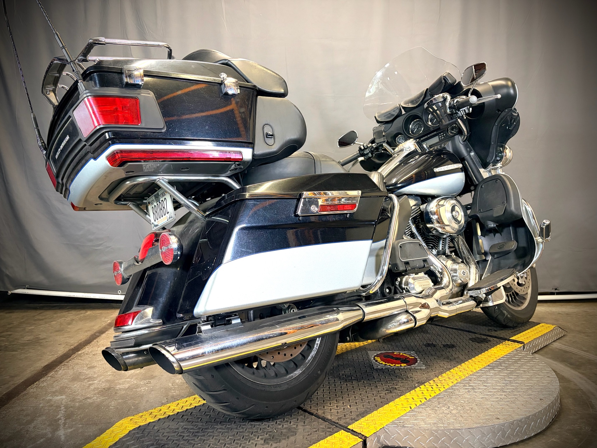2012 Harley-Davidson Electra Glide® Ultra Limited 3