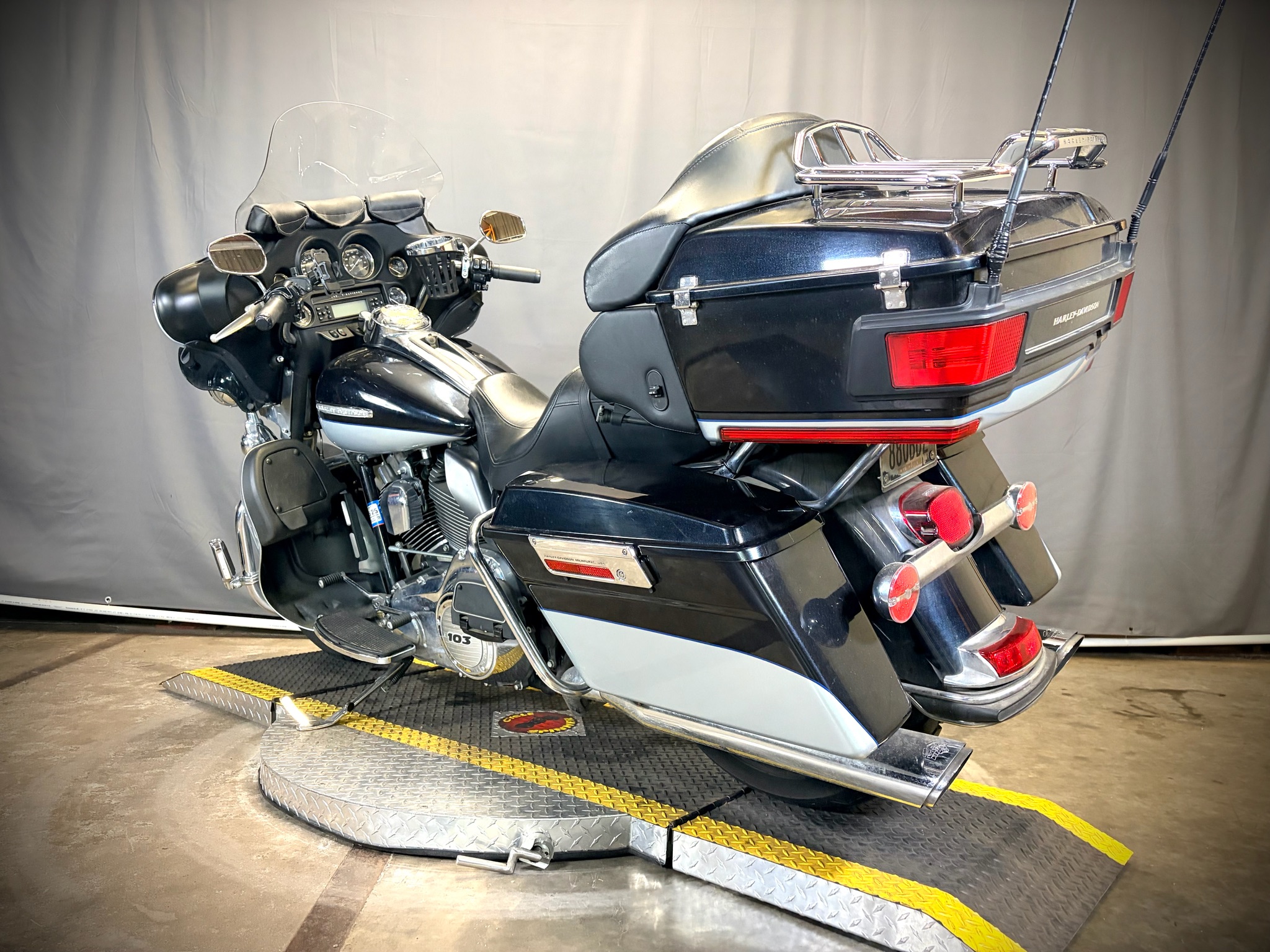 2012 Harley-Davidson Electra Glide® Ultra Limited 4