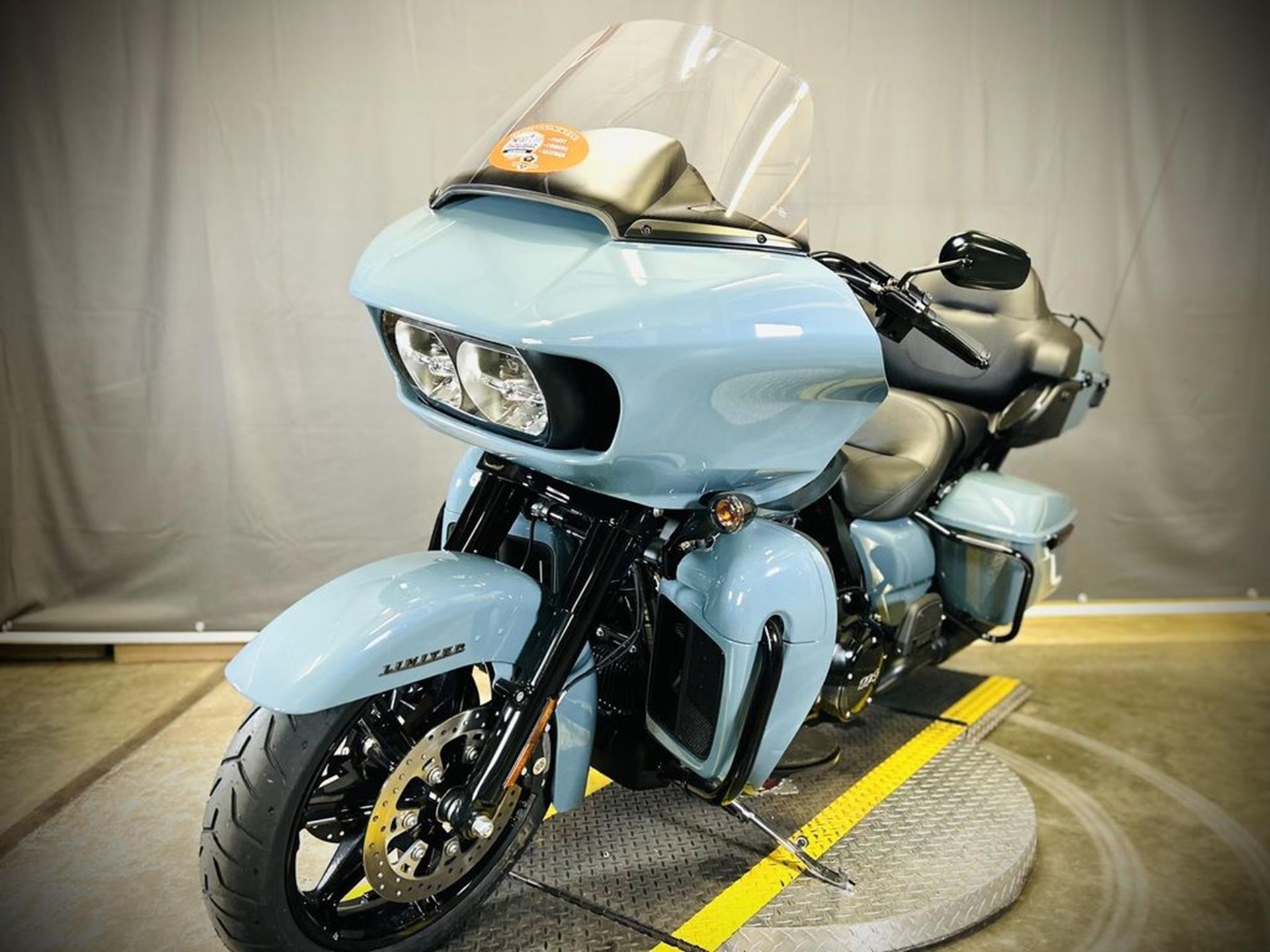 2024 Harley-Davidson Road Glide® Limited 6