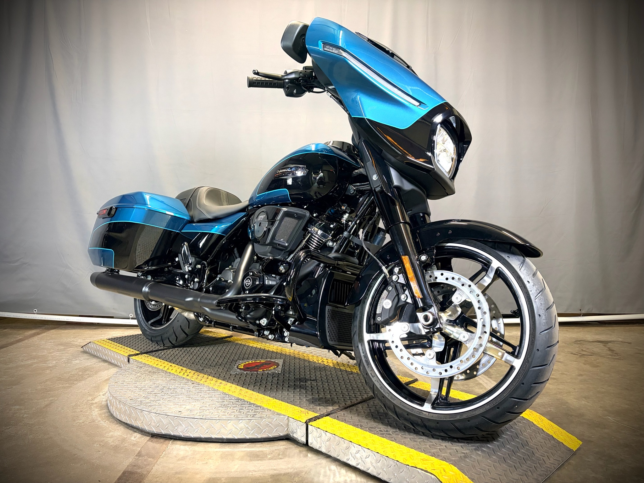 2026 Harley-Davidson Street Glide® 1