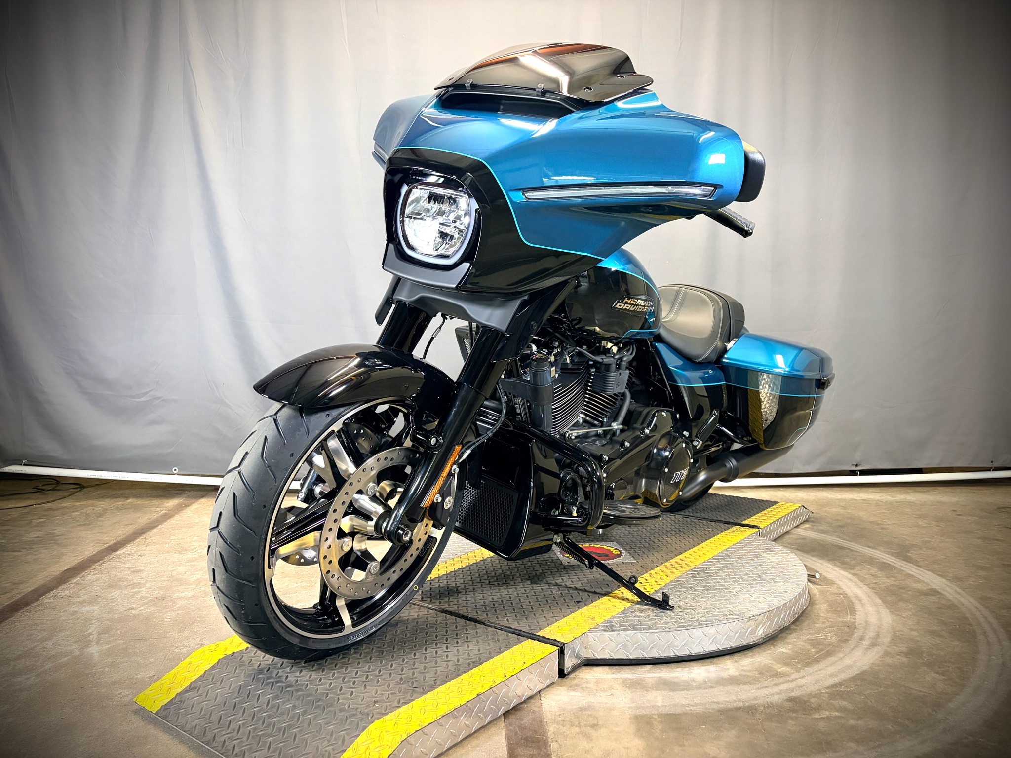 2026 Harley-Davidson Street Glide® 6