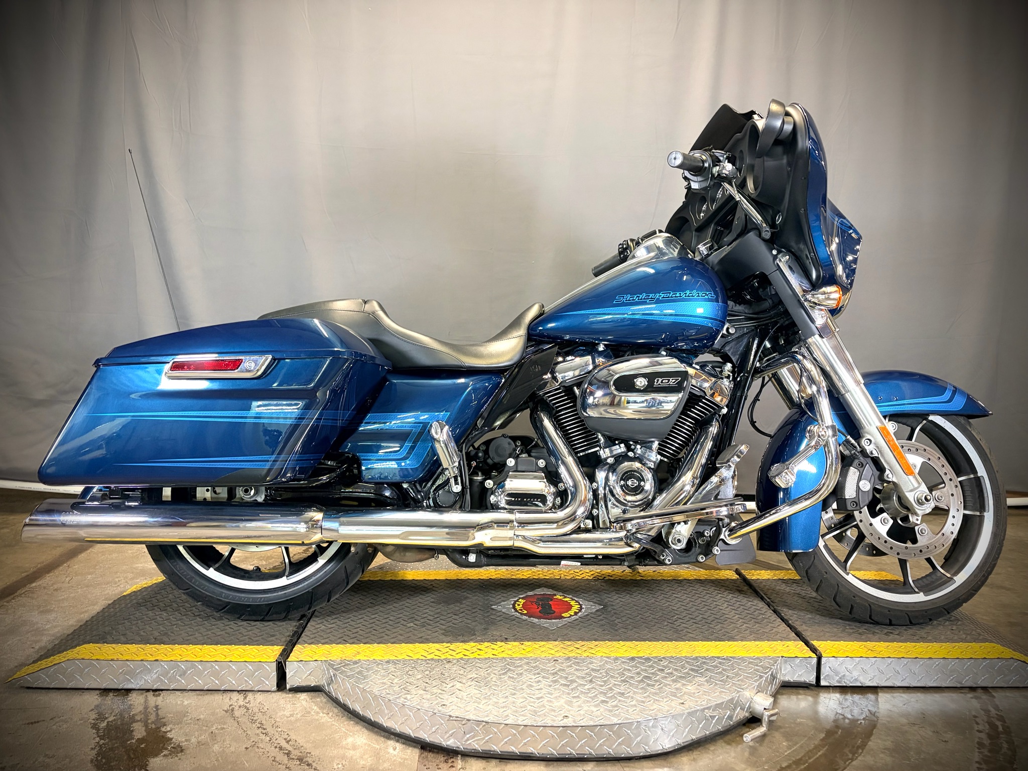 2020 Harley-Davidson Street Glide® 2