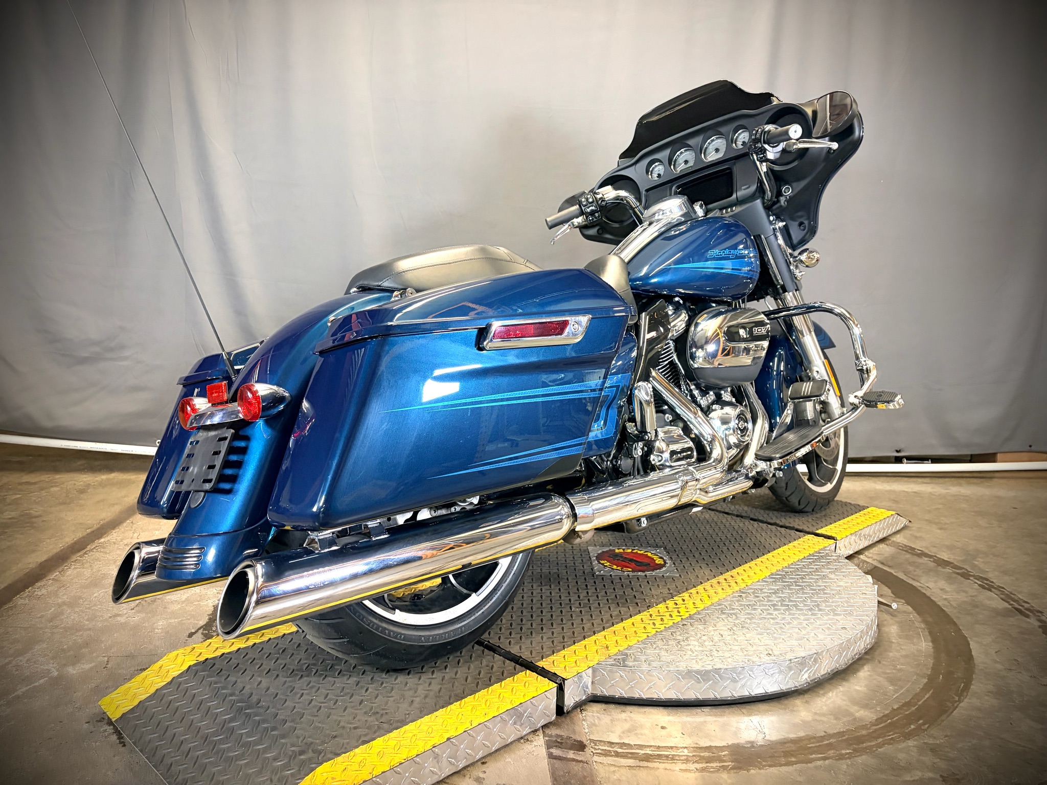 2020 Harley-Davidson Street Glide® 3