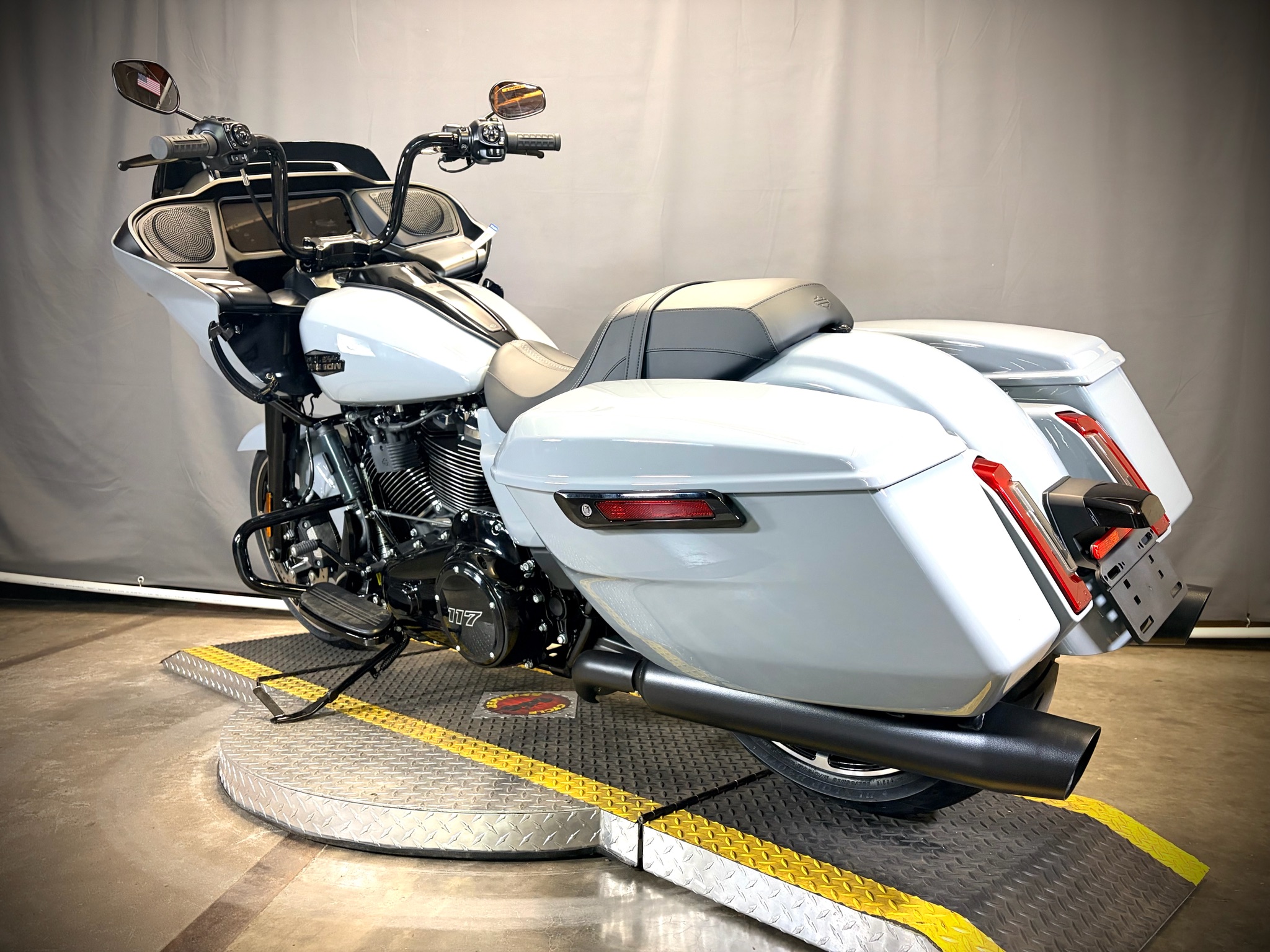 2026 Harley-Davidson Road Glide® 4