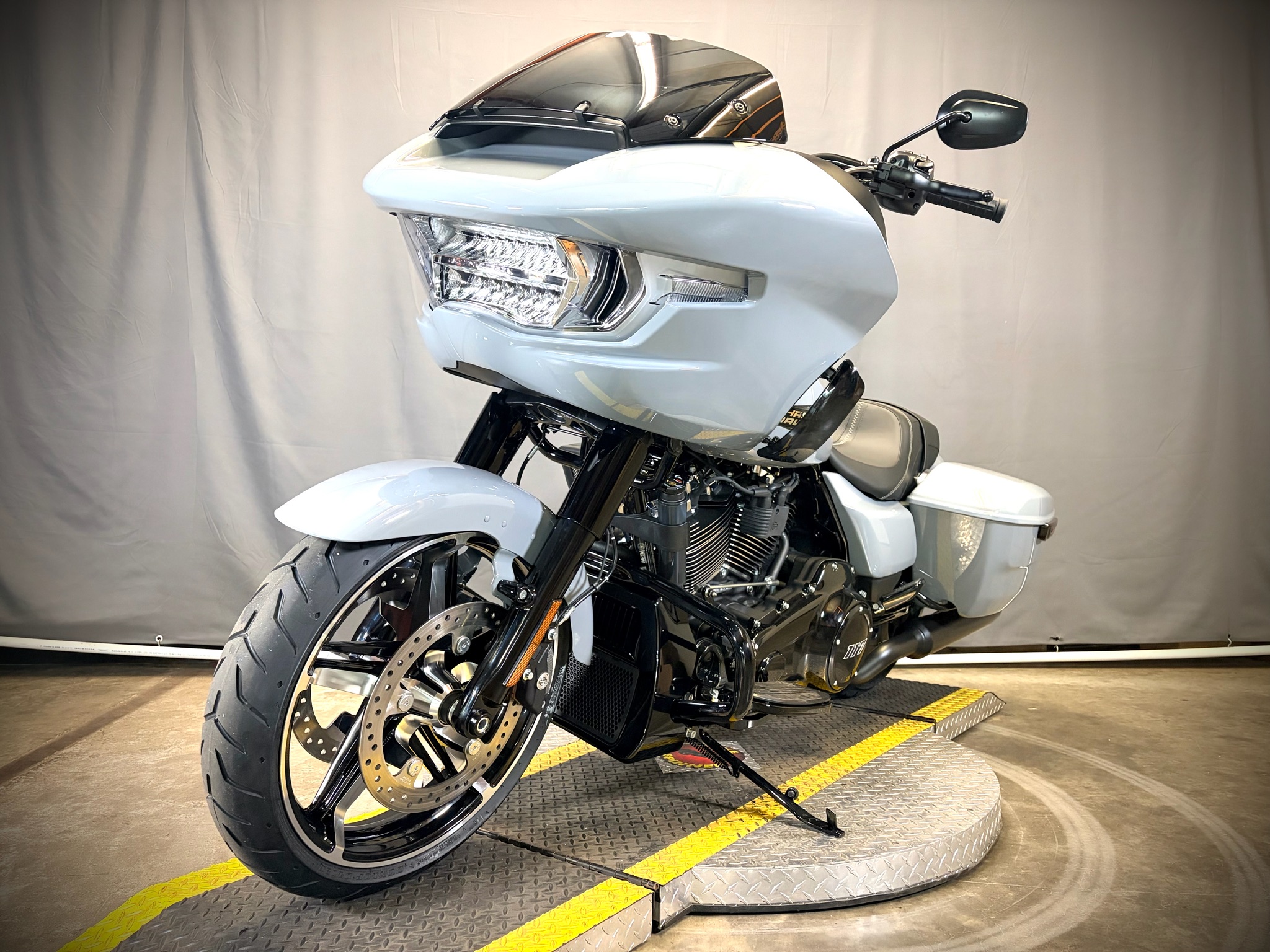 2026 Harley-Davidson Road Glide® 6