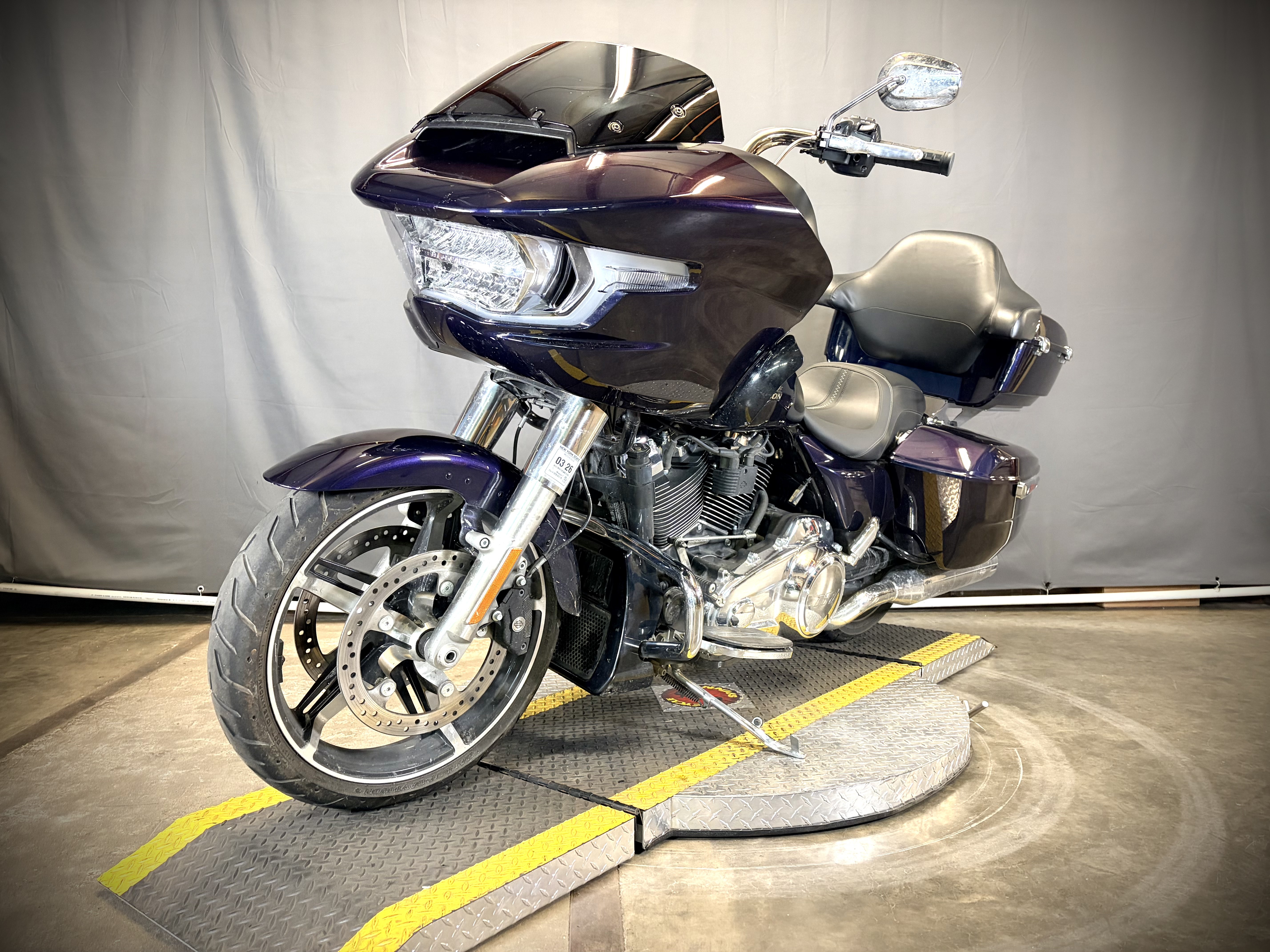 2025 Harley-Davidson Road Glide® 6
