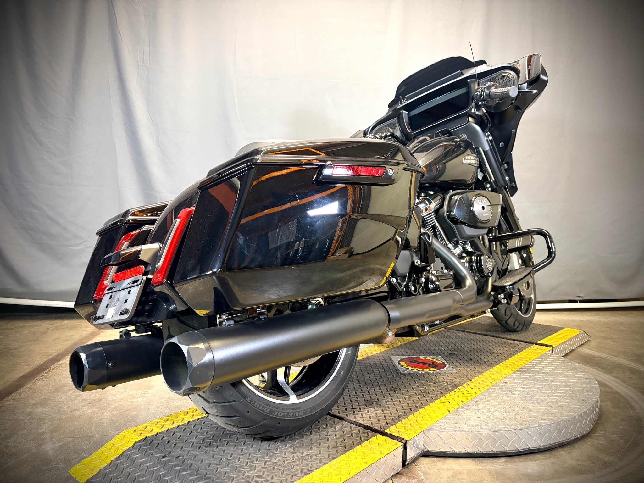 2024 Harley-Davidson Street Glide® 3