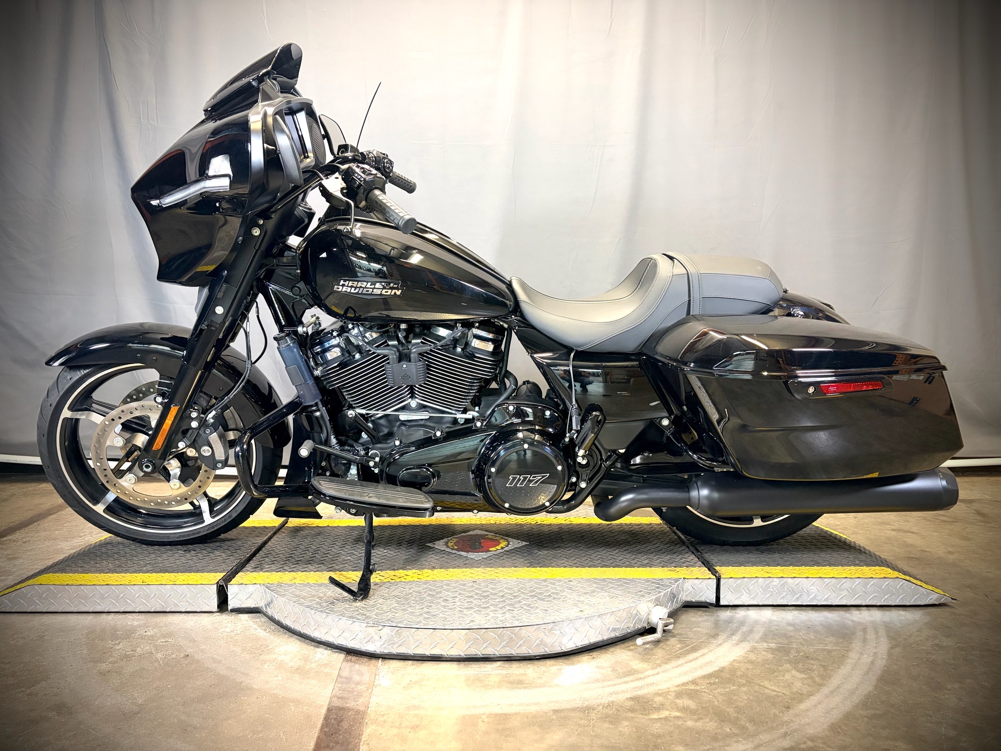 2024 Harley-Davidson Street Glide® 5
