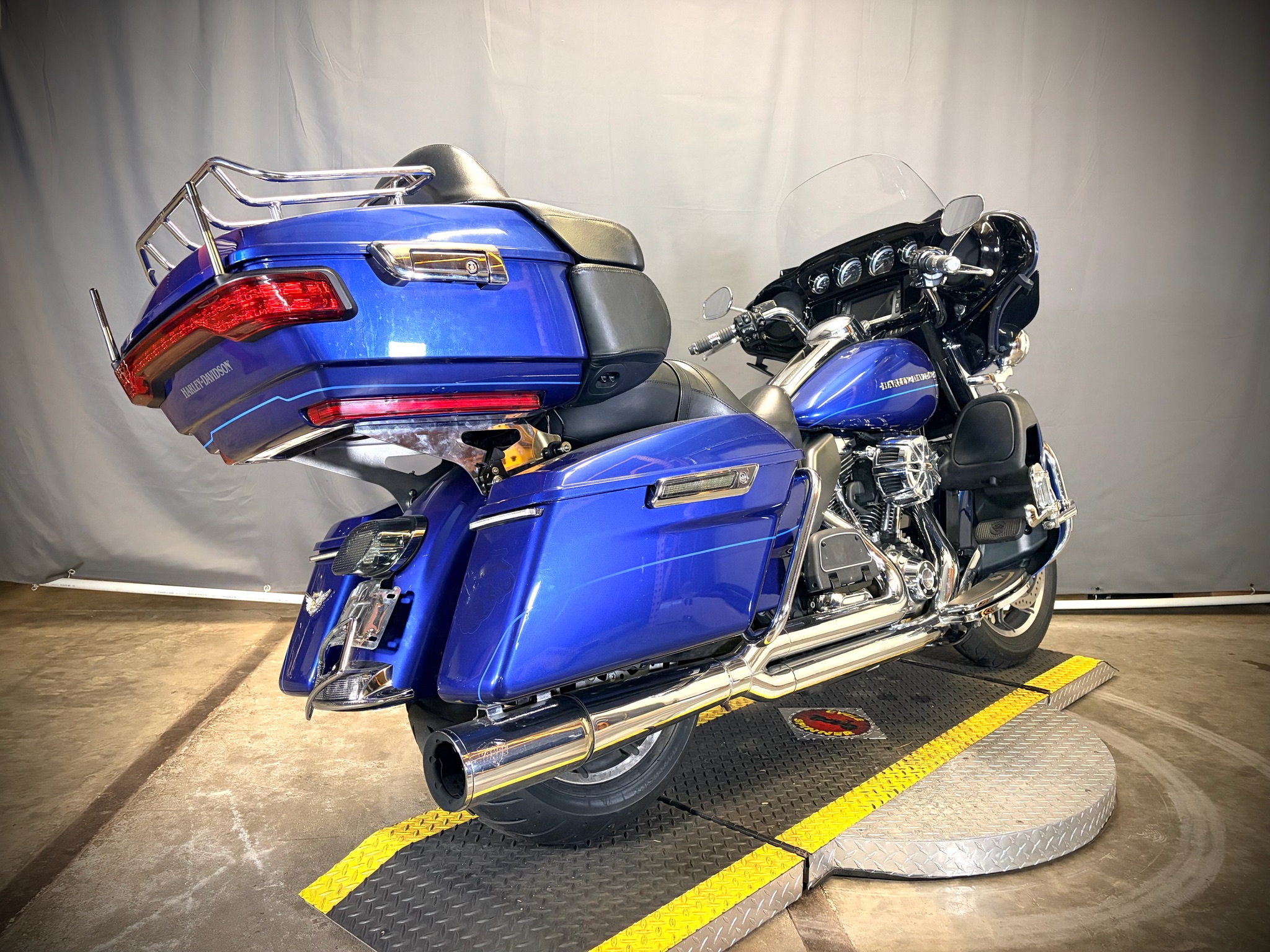 2015 Harley-Davidson Ultra Limited 3