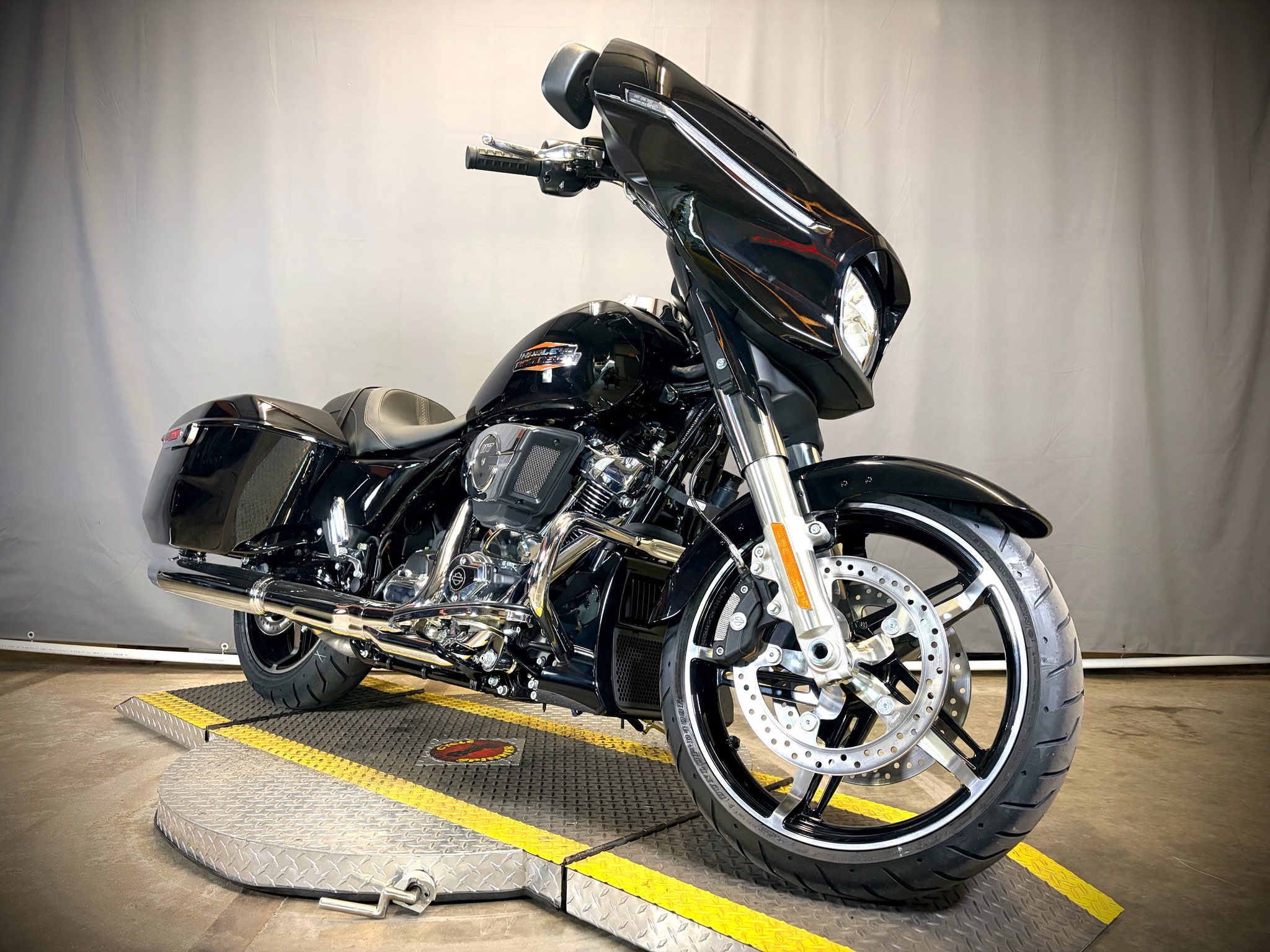 2026 Harley-Davidson Street Glide® 1