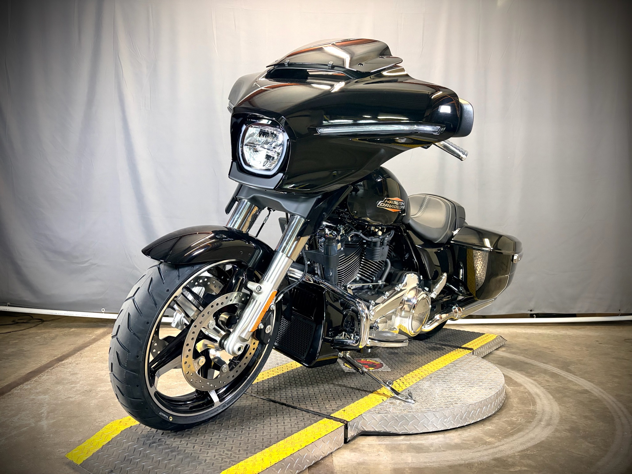 2026 Harley-Davidson Street Glide® 6