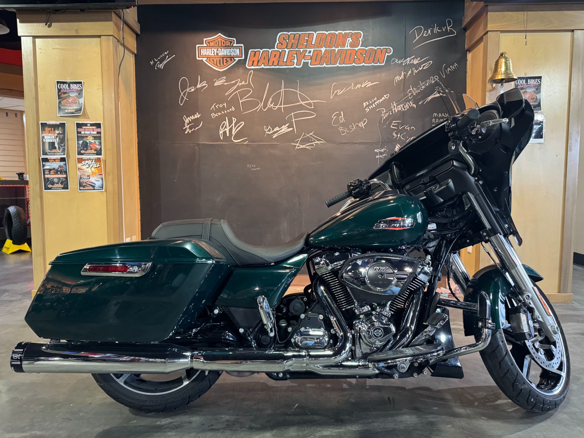 Used 2024 Harley-Davidson Street Glide® Motorcycle - Specs, Price