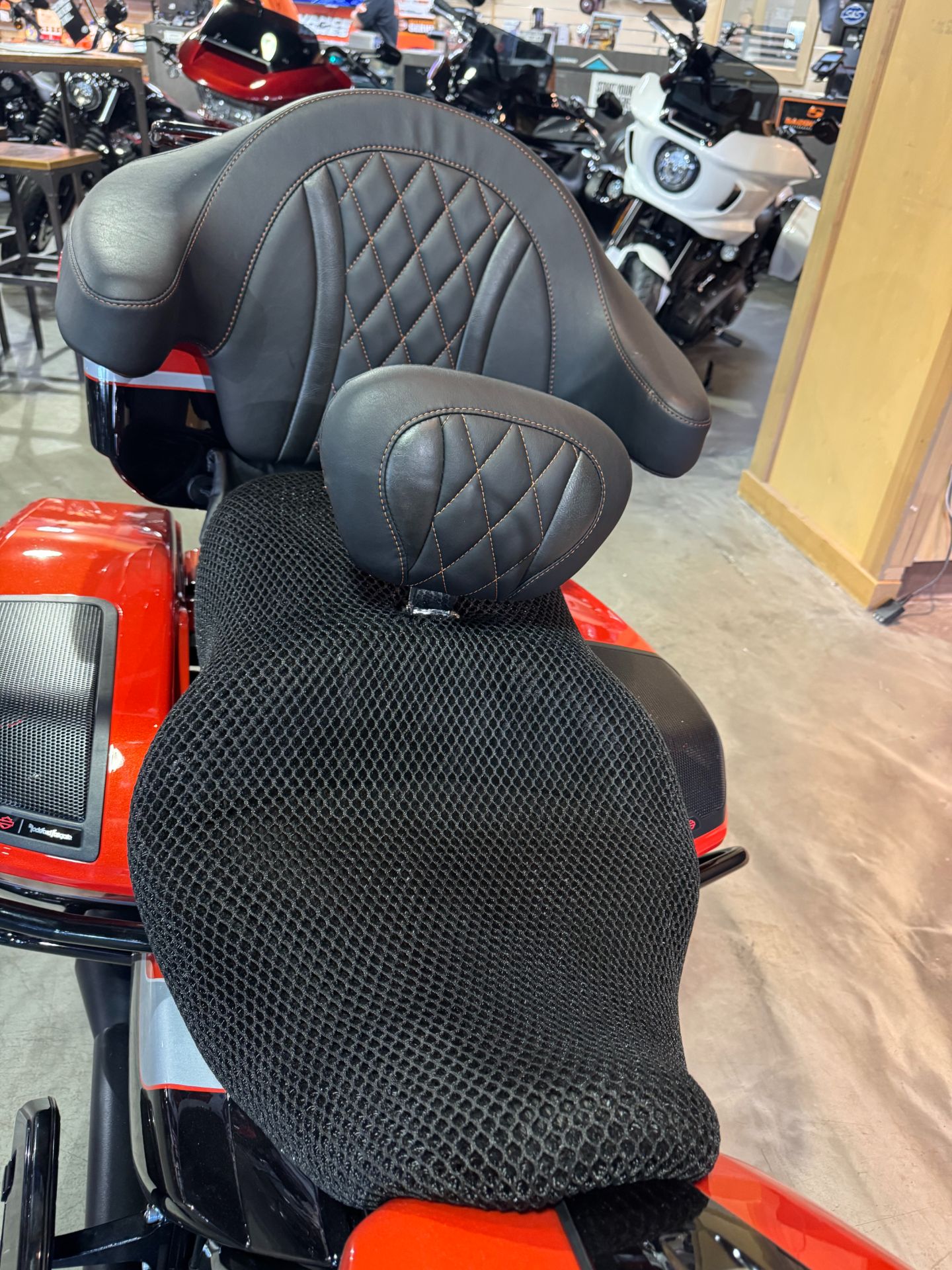 2024 Harley-Davidson CVO Street Glide® 7