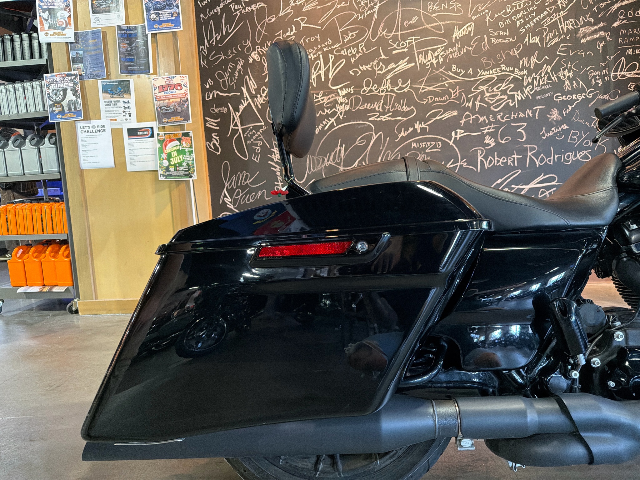 2020 Harley-Davidson Street Glide® Special 9