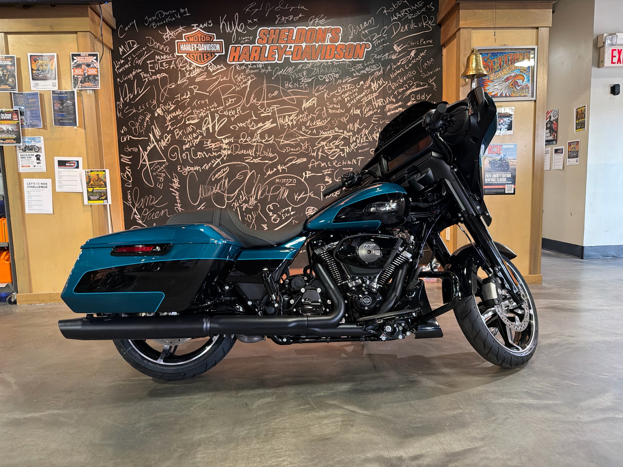 2026 Harley-Davidson Street Glide® 1