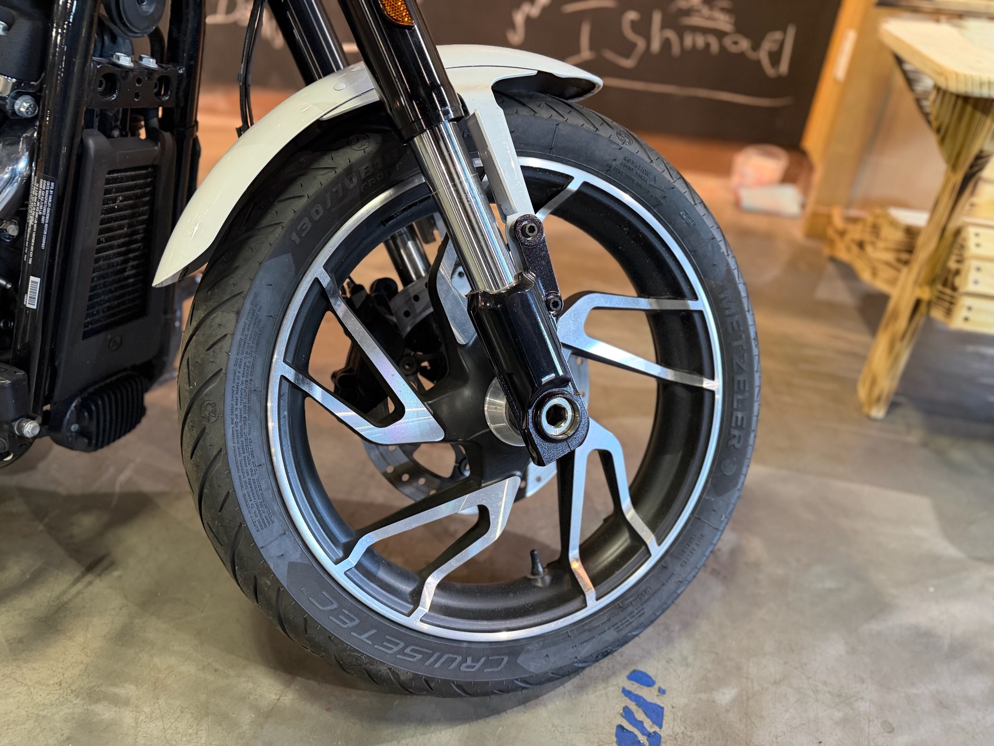 2021 Harley-Davidson Sport Glide® 8