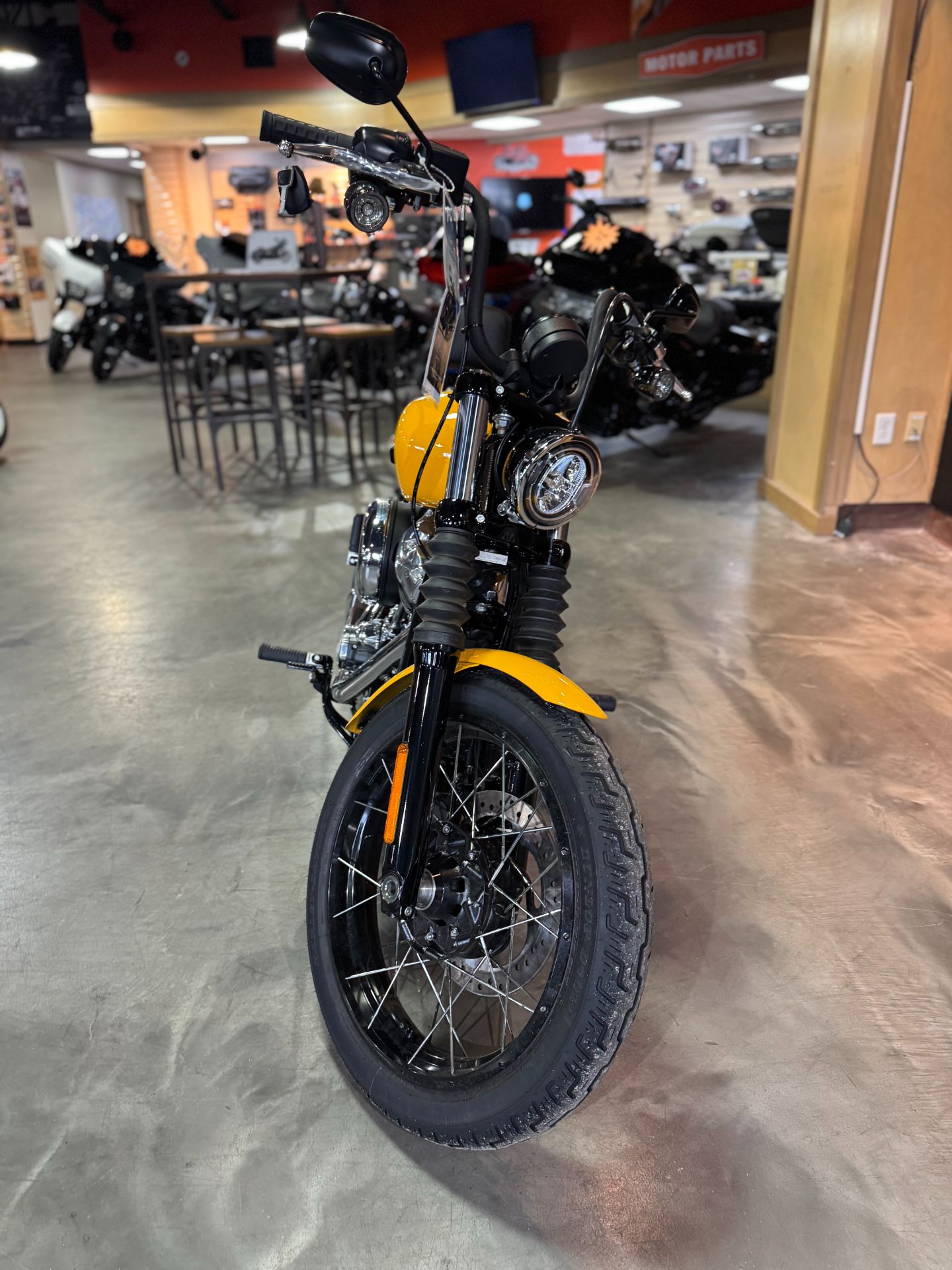 2025 Harley-Davidson Street Bob® 2