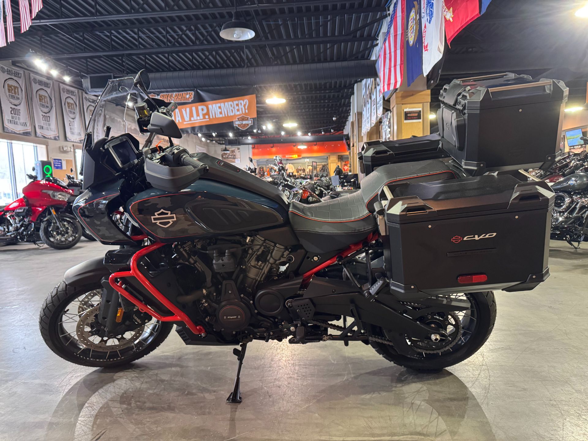 New 2025 Harley-Davidson CVO PAN AMERICA Motorcycle - Specs, Price