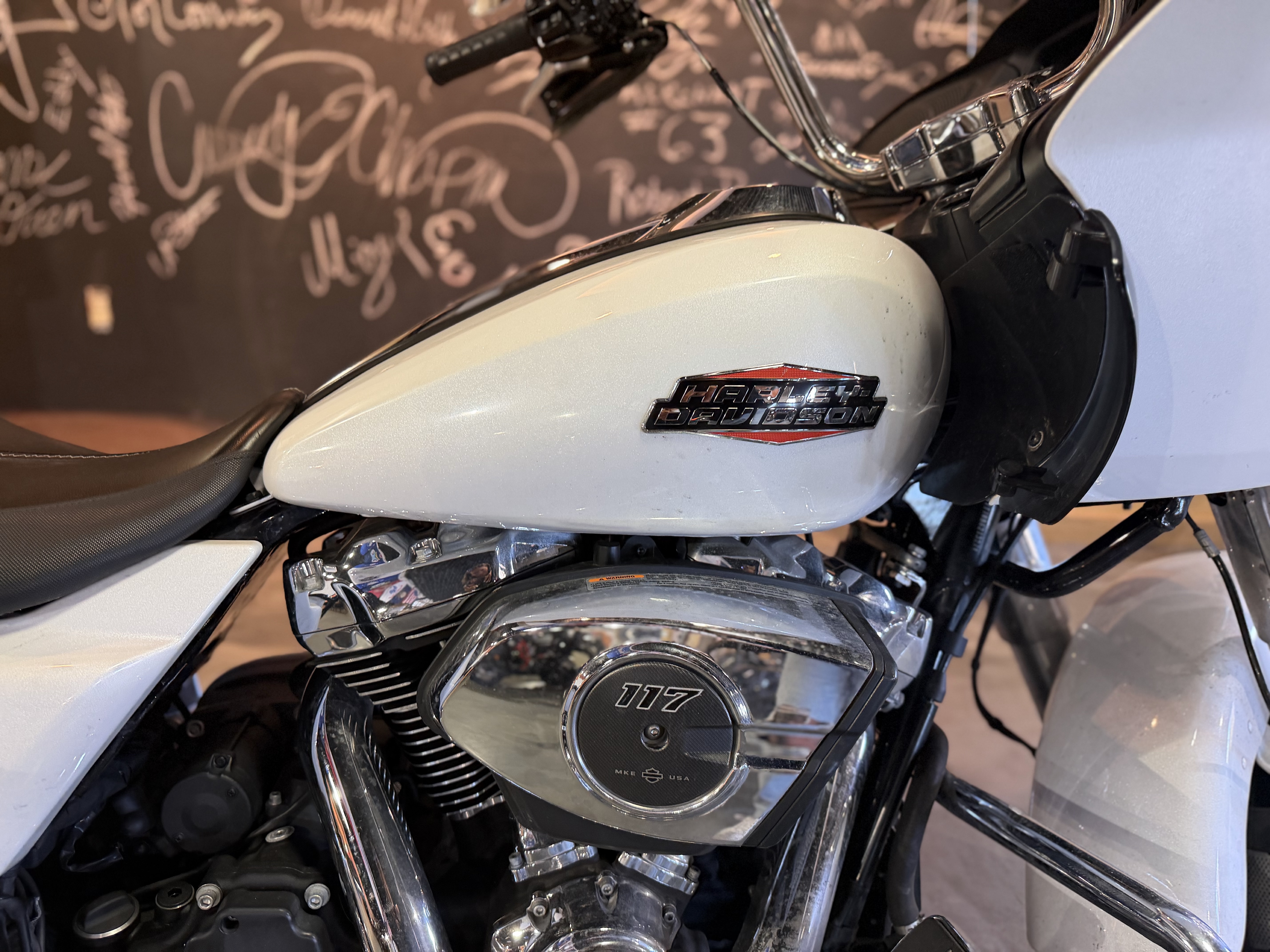 2024 Harley-Davidson Road Glide® 6