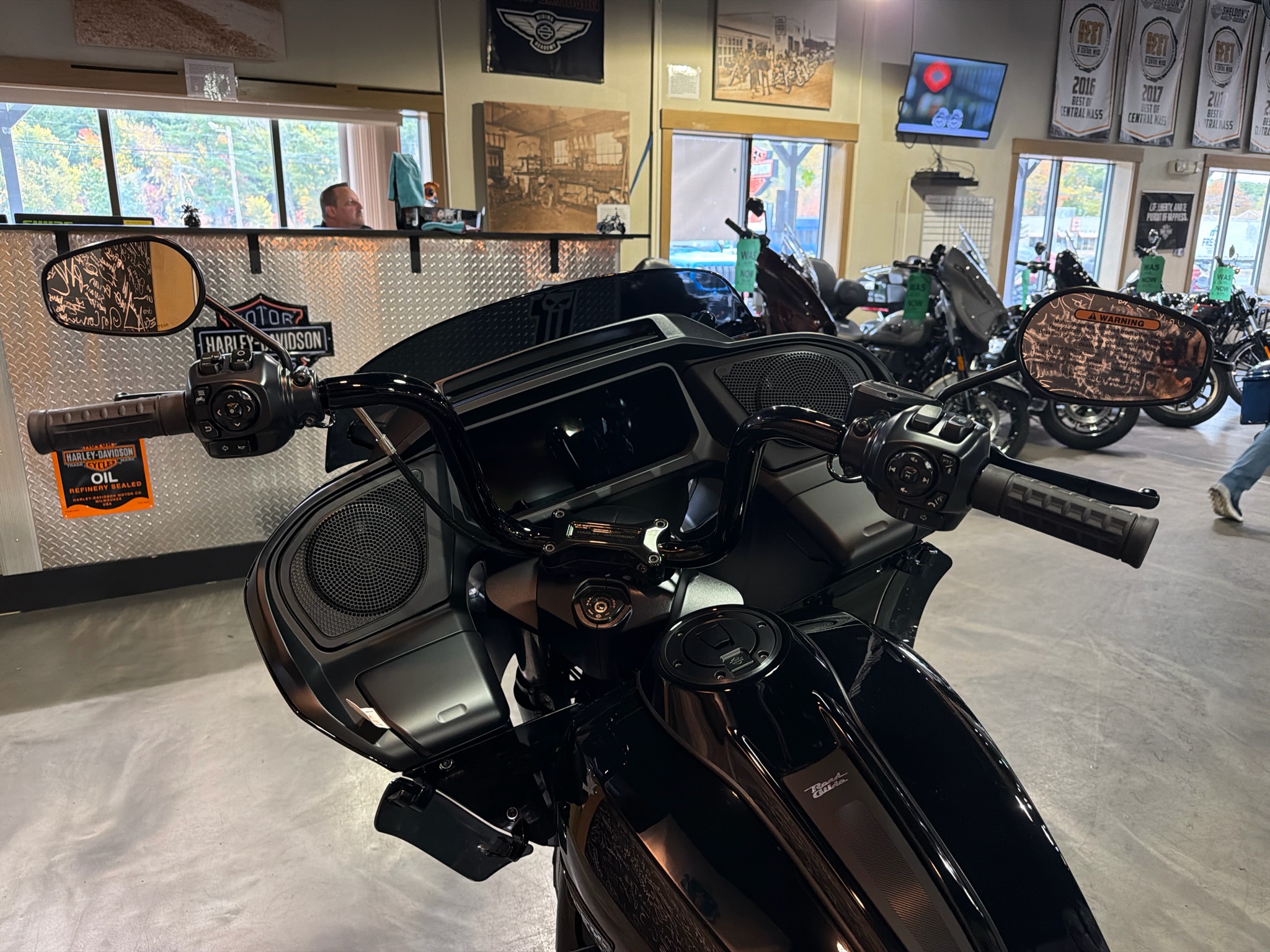 2026 Harley-Davidson Road Glide® 8