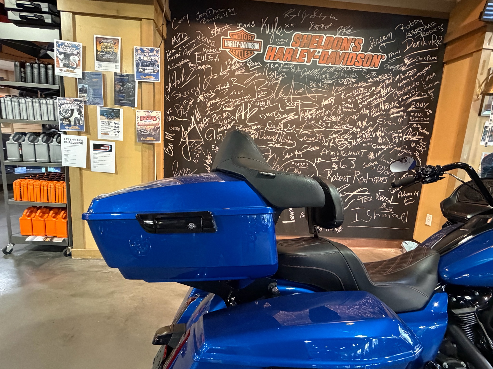 2024 Harley-Davidson Road Glide® 7