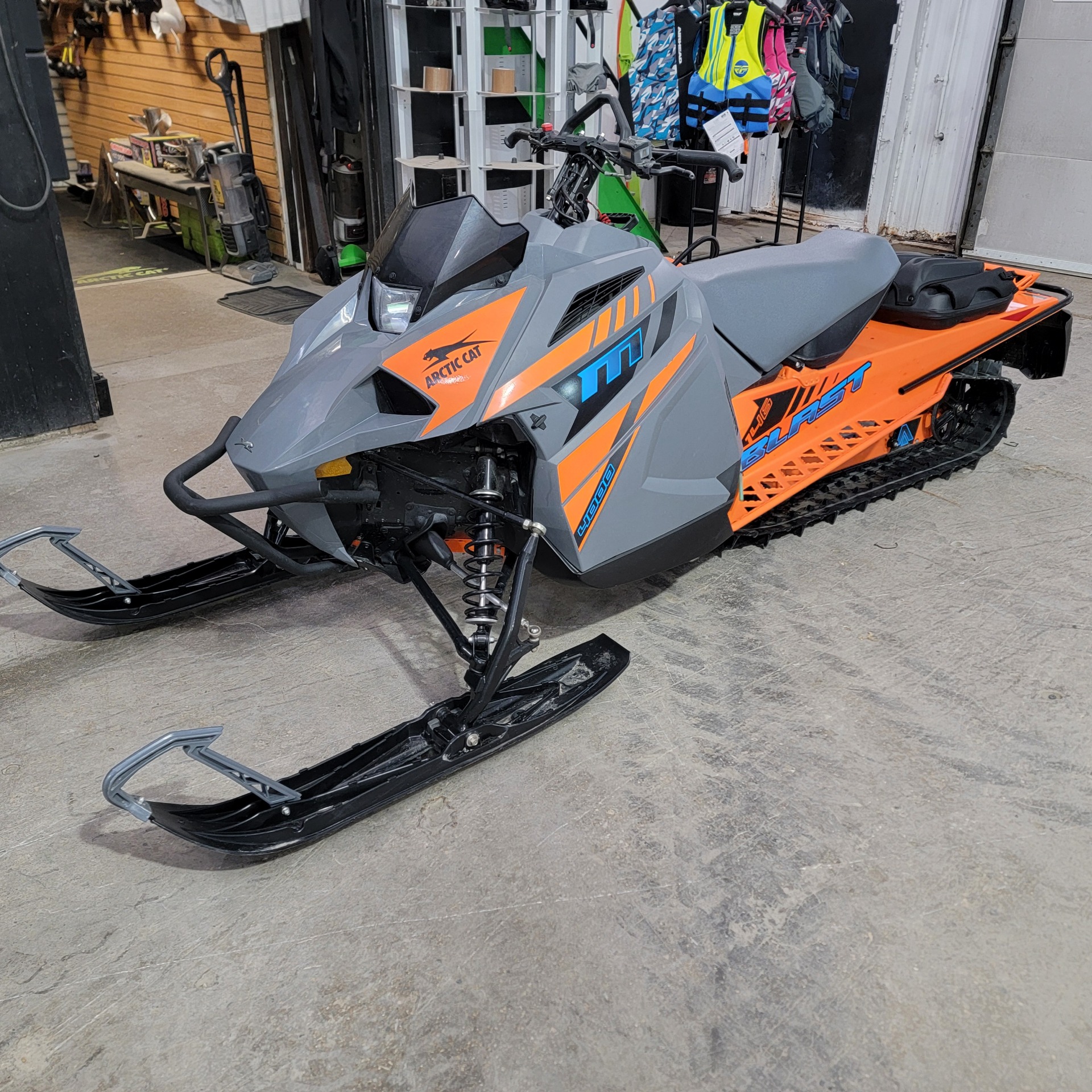 Used 2021 Arctic Cat Blast M 4000 ES Snowmobiles in