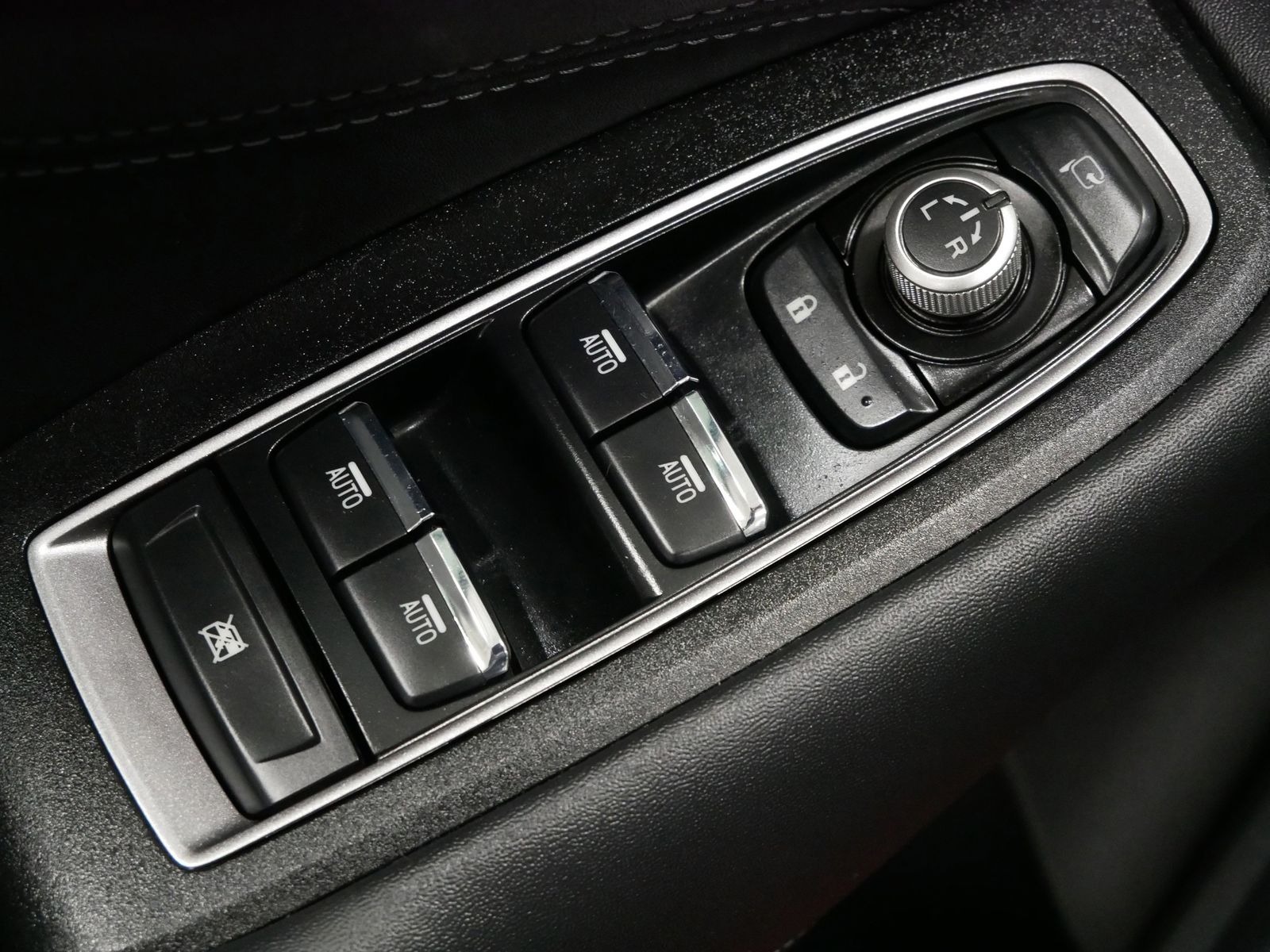 2025 Subaru OUTBACK TOURING in Saint Joseph, Minnesota - Photo 17