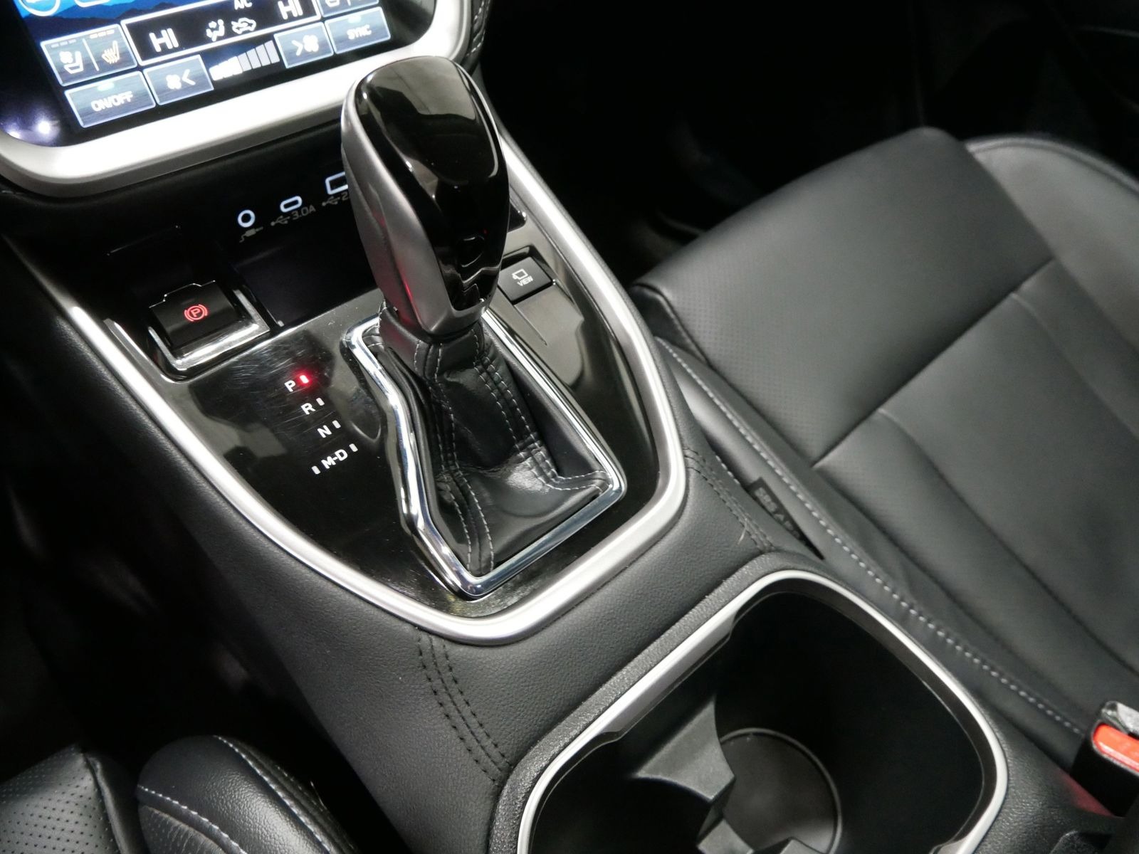 2025 Subaru OUTBACK TOURING in Saint Joseph, Minnesota - Photo 36