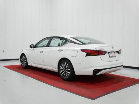 2025 Nissan ALTIMA 2.5 SV in Saint Joseph, Minnesota - Photo 10