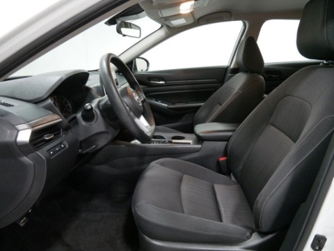 2025 Nissan ALTIMA 2.5 SV in Saint Joseph, Minnesota - Photo 14
