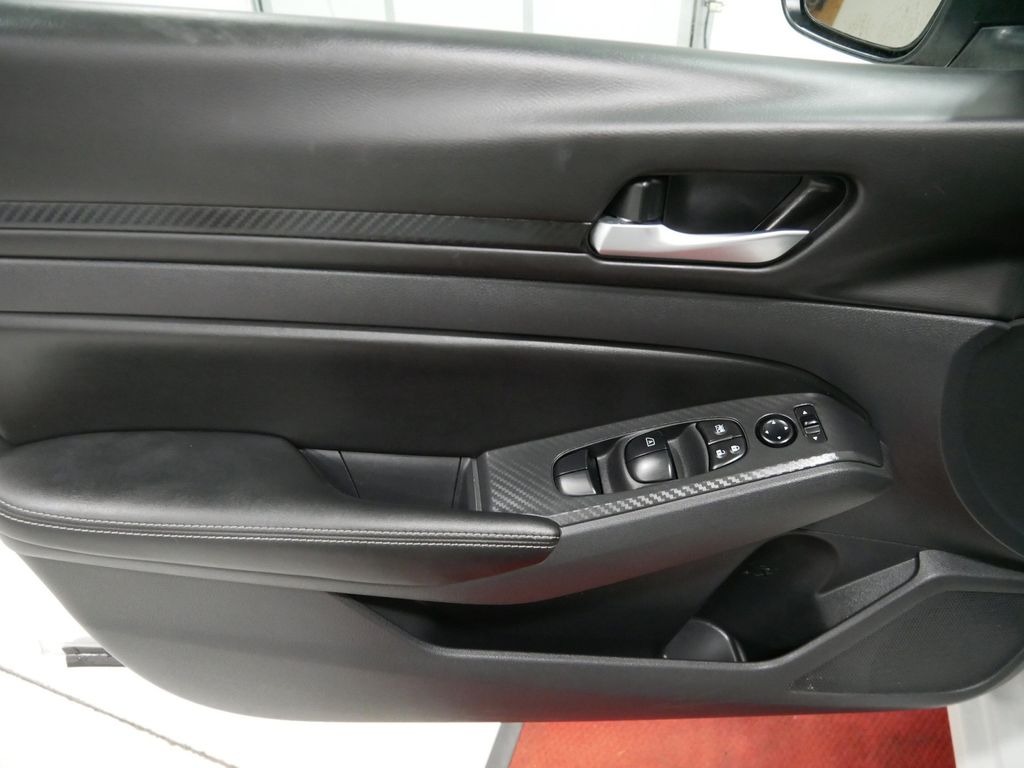 2025 Nissan ALTIMA 2.5 SV in Saint Joseph, Minnesota - Photo 16