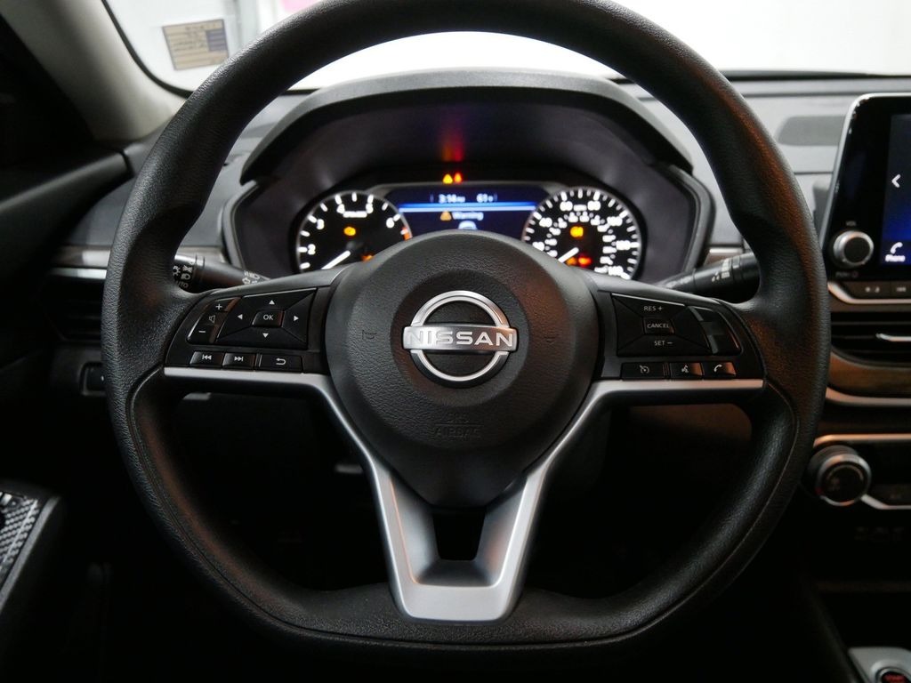 2025 Nissan ALTIMA 2.5 SV in Saint Joseph, Minnesota - Photo 23
