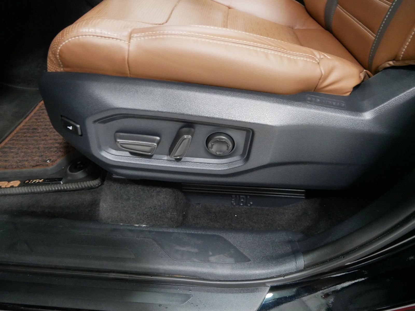 2025 Toyota TUNDRA 1794 5.5' BED in Saint Joseph, Minnesota - Photo 15