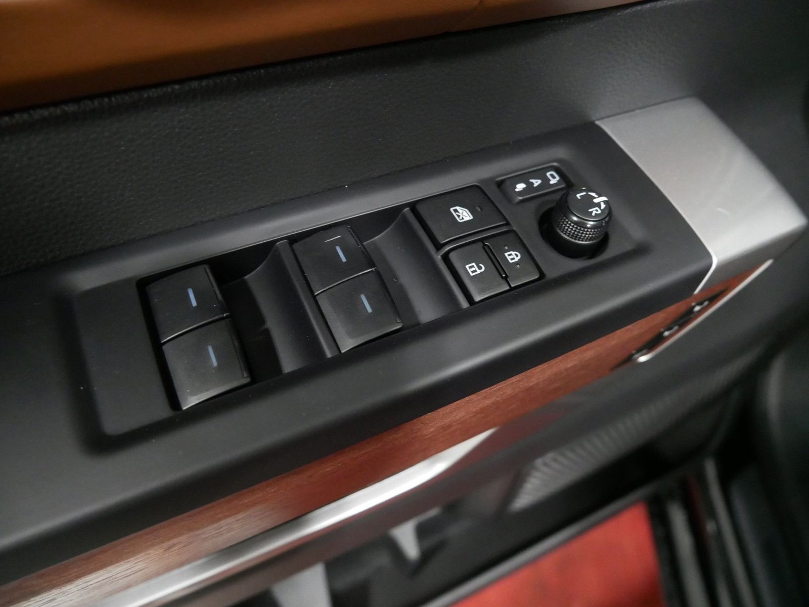 2025 Toyota TUNDRA 1794 5.5' BED in Saint Joseph, Minnesota - Photo 18