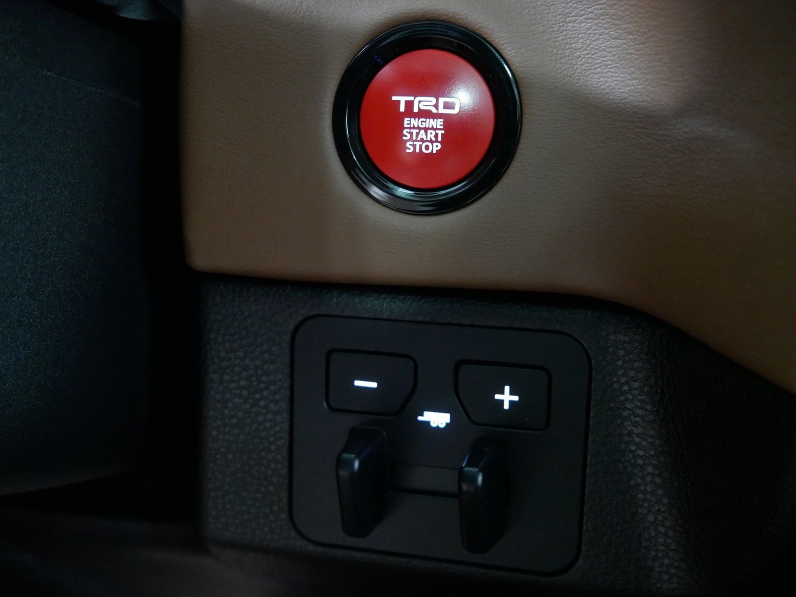 2025 Toyota TUNDRA 1794 5.5' BED in Saint Joseph, Minnesota - Photo 33