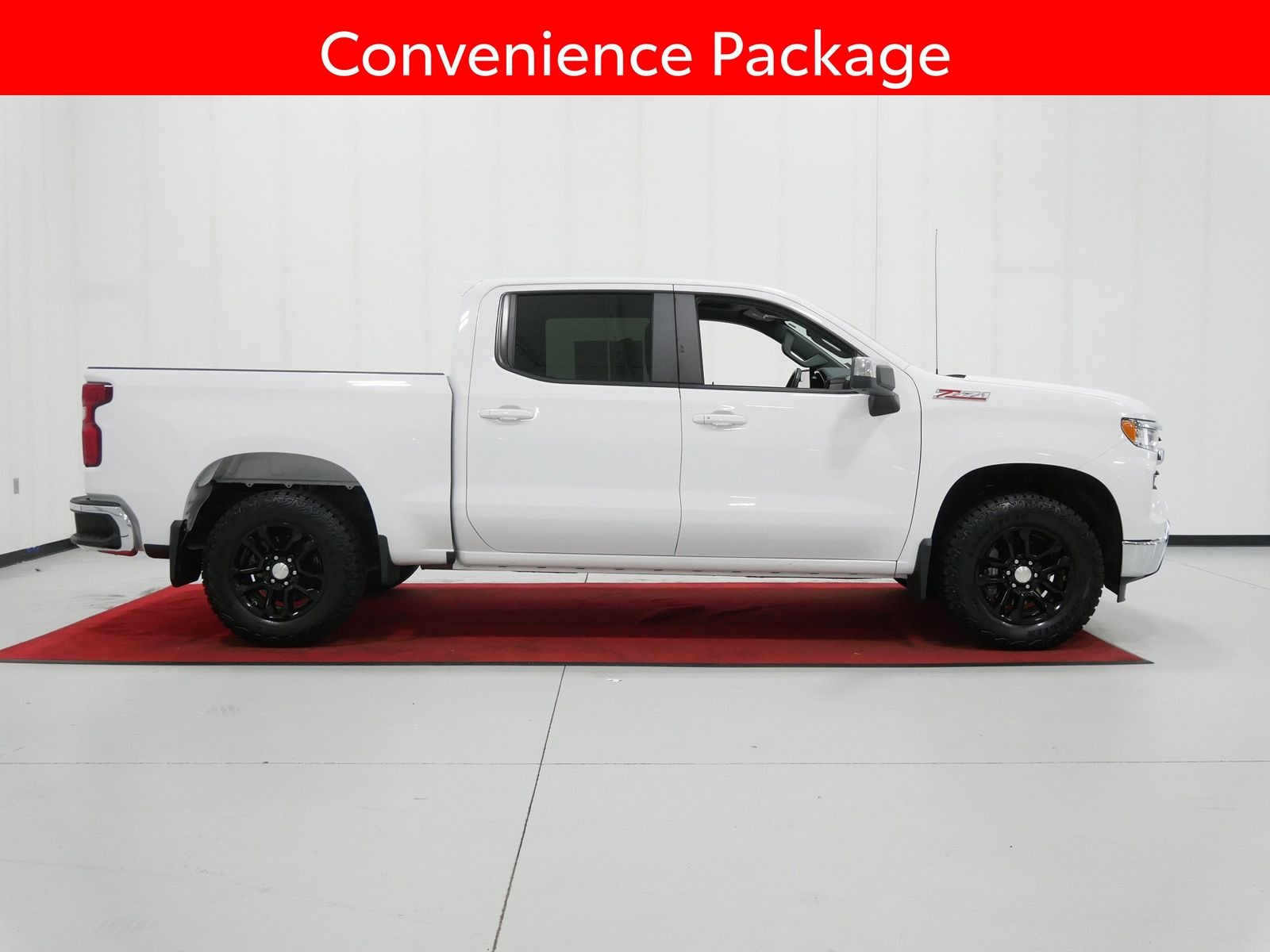 2024 Chevrolet SILVERADO LT CREW CAB in Saint Joseph, Minnesota - Photo 5