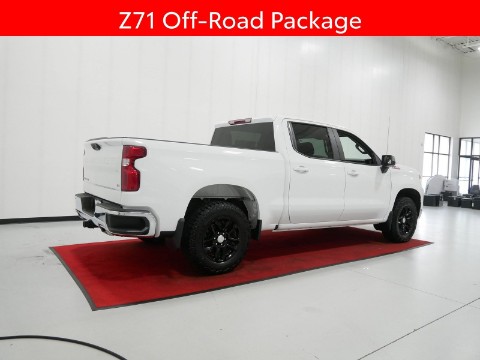 2024 Chevrolet SILVERADO LT CREW CAB in Saint Joseph, Minnesota - Photo 7